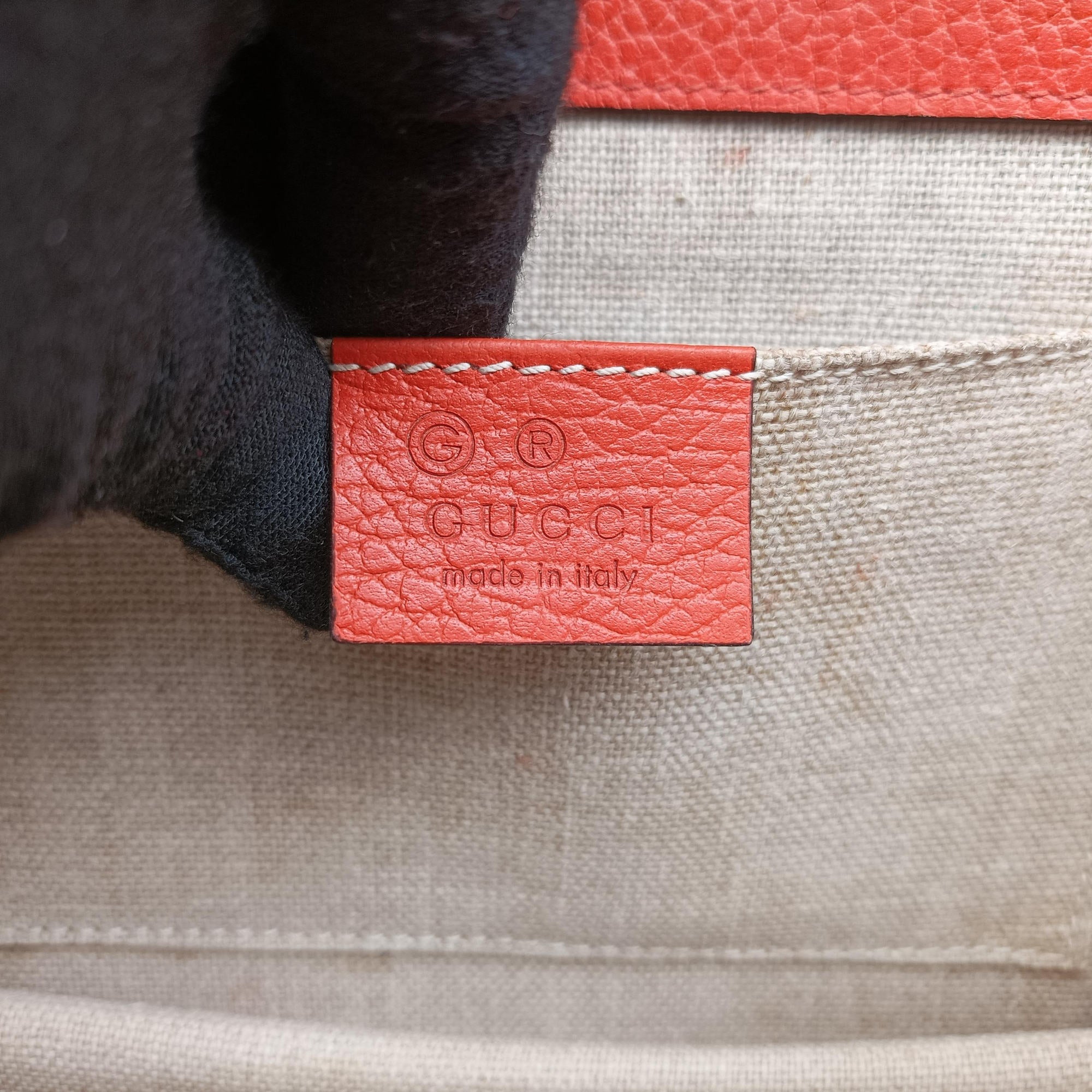 Interlocking G Orange Leather 510304 I025426316インターロッキングG オレンジ レザー 510304 I025426316