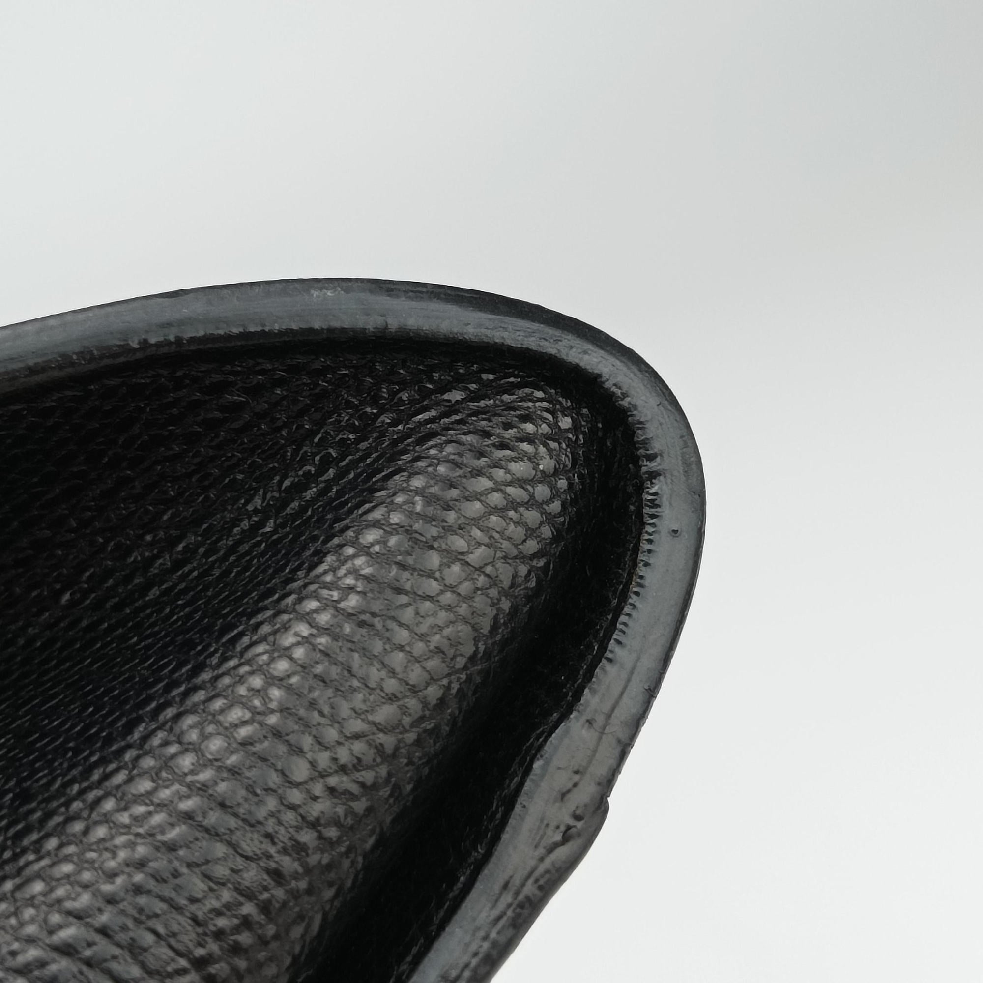 Iside Black Calfskin N 376815イジィデ ブラック カーフスキン N 376815