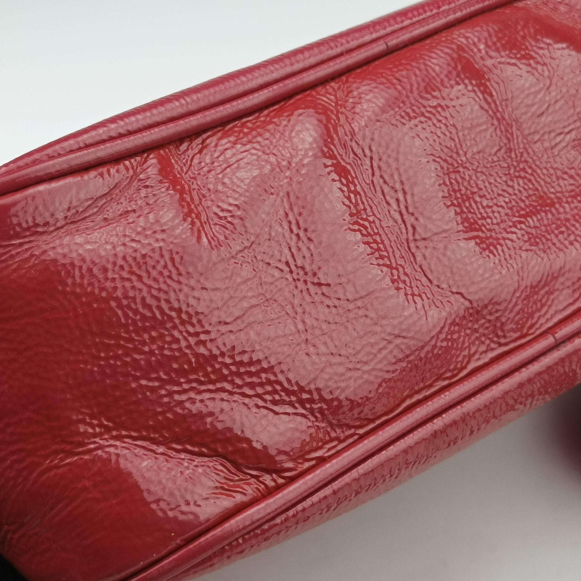Soho Rose Patent Leather 308364 C015588287ソーホー ローズ レッド パテント 308364 C015588287