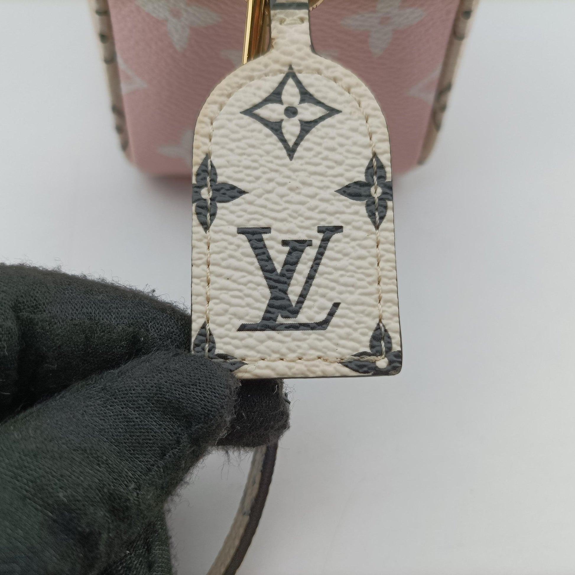 Beach Pouch ROUGE Monogram Giant M67601 TR2109ビーチ ポーチ 2019SS ルージュ モノグラム ジャイアント M67601 TR2109