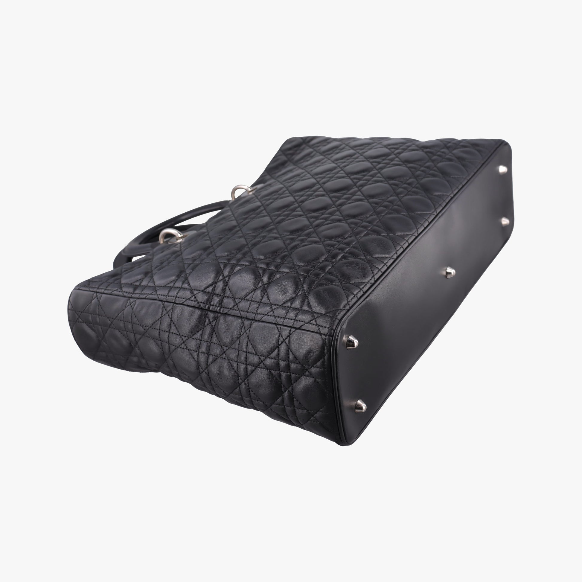 Lady Dior Black lambskin 26-MA-0170レディディオール ブラック ラムスキン 26-MA-0170