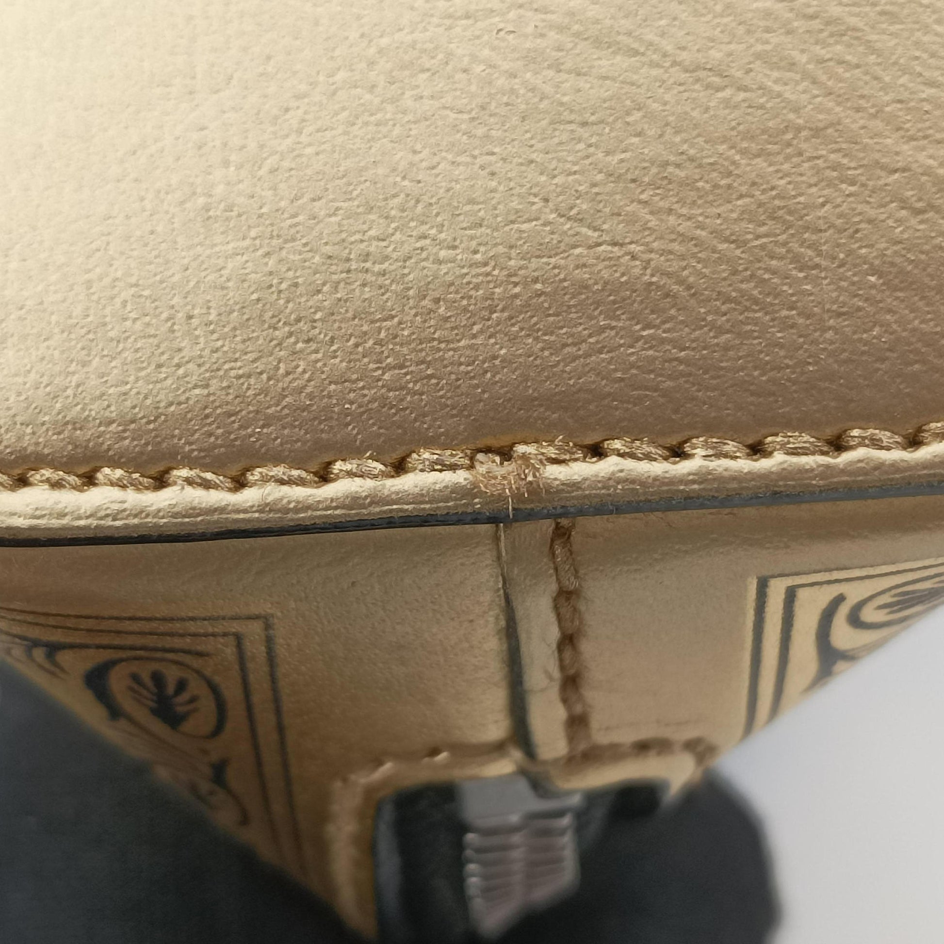 SEGA collaboration GUCCY print Golden Leather 511189 F024704930セガ コラボ GUCCYプリント ゴールド レザー 511189 F024704930