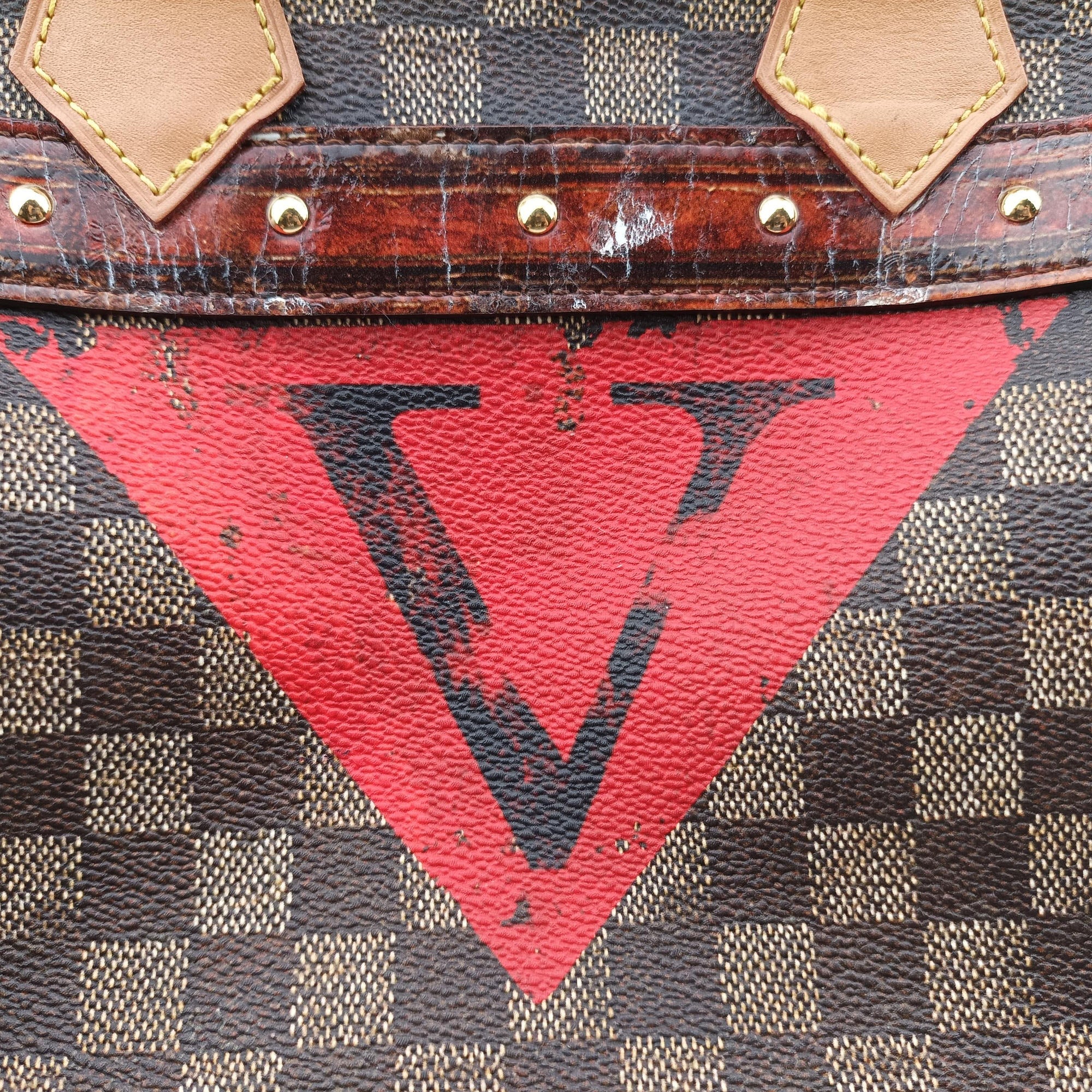 Time Trunk Speedy Bandouliere 25 Damier Ebene × Rouge Transformed Damier Canvas M52249 SN3118タイムトランク スピーディ バンドリエール 25 ダミエ・エベヌ × ルージュ トランスフォームド ダミエ キャンバス M52249 SN3118