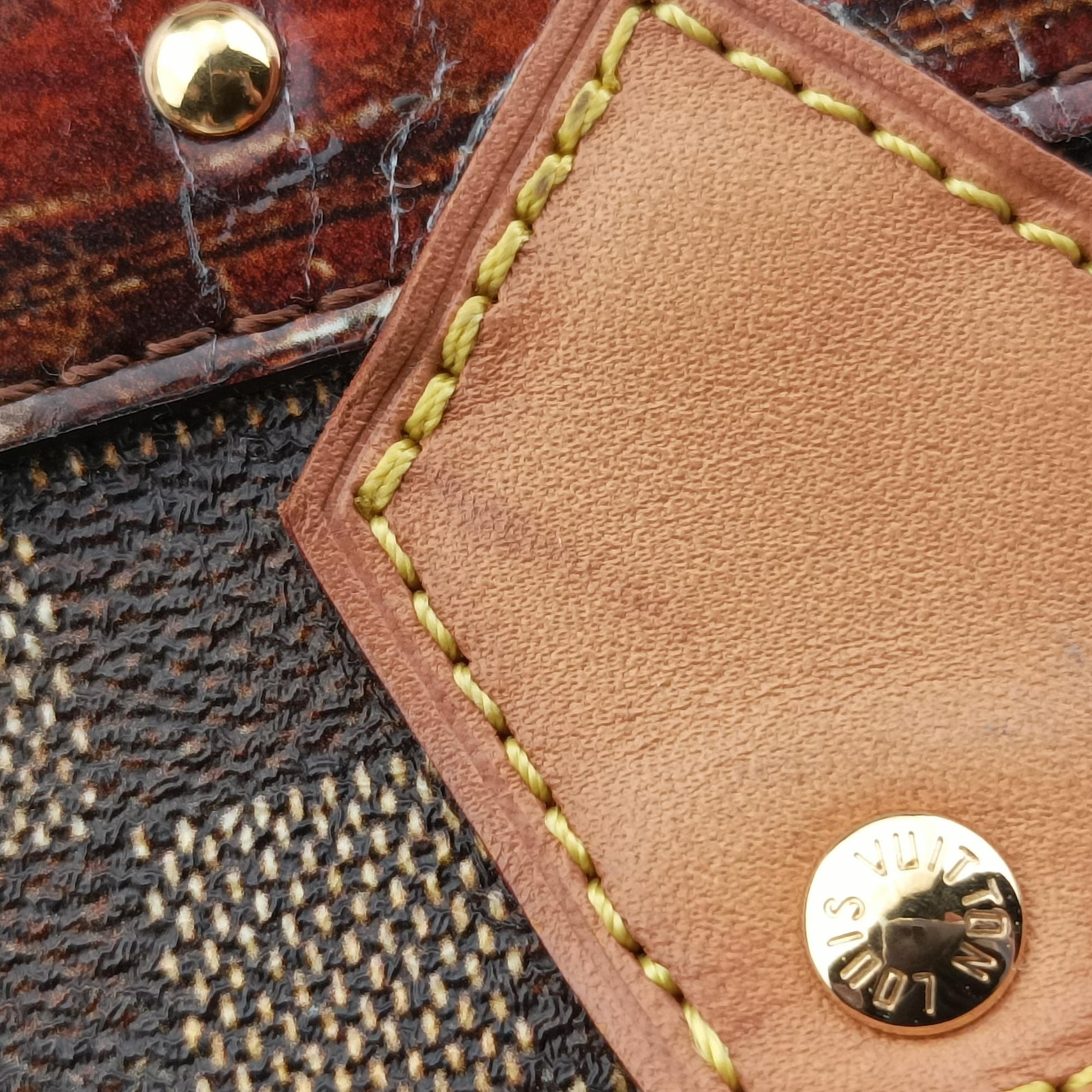 Time Trunk Speedy Bandouliere 25 Damier Ebene × Rouge Transformed Damier Canvas M52249 SN3118タイムトランク スピーディ バンドリエール 25 ダミエ・エベヌ × ルージュ トランスフォームド ダミエ キャンバス M52249 SN3118