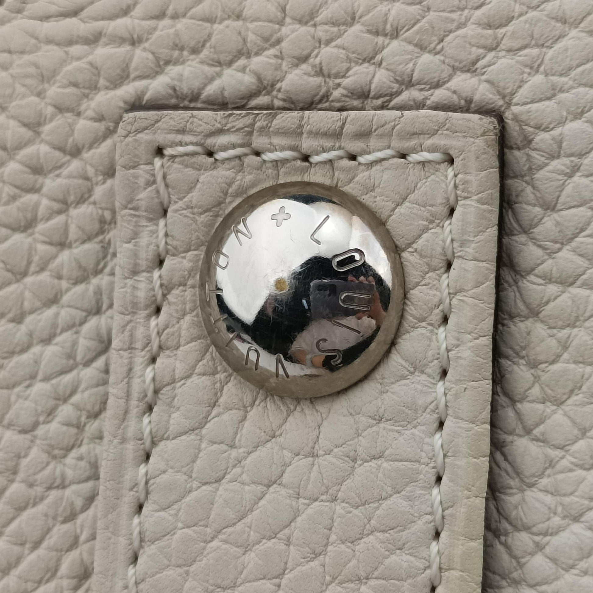 Parnassea Alma Blanc Casse Taurillon Leather M48878 MI1193パルナセア アルマ ブロンカッセ トリヨンレザー M48878 MI1193