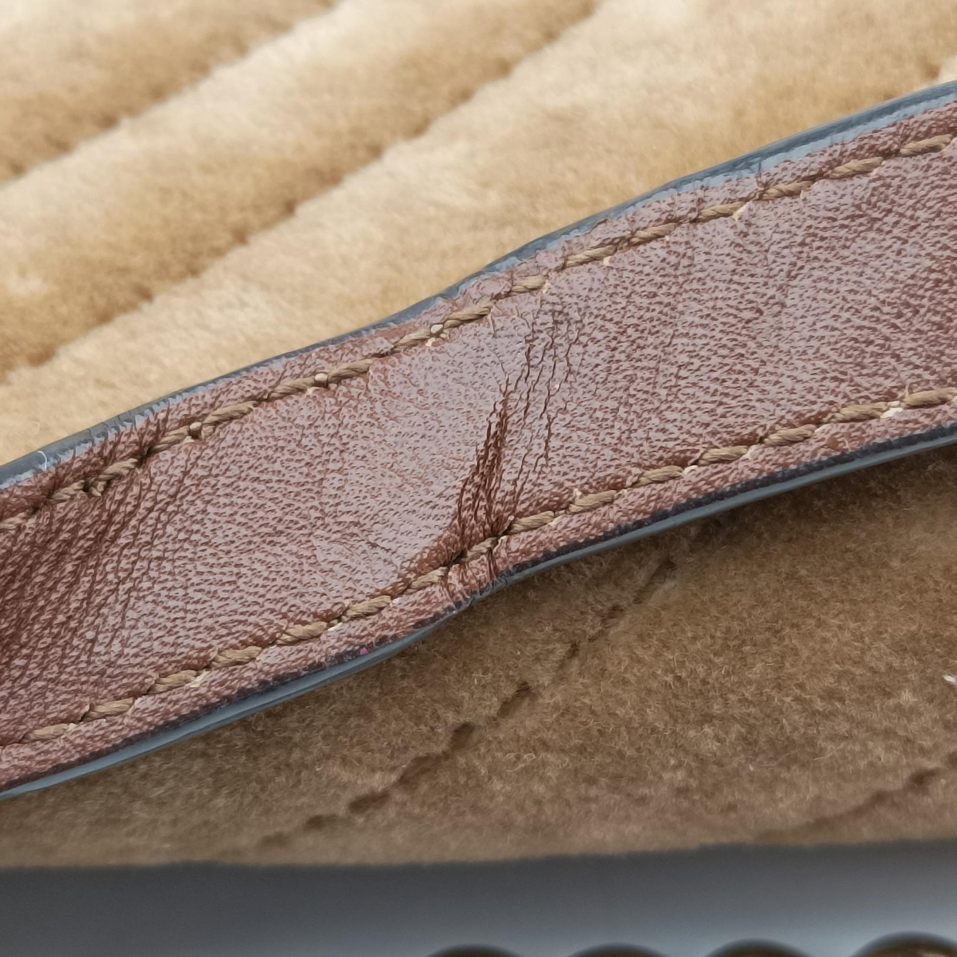 GG Marmont khaki velour 443497 D025088431GGマーモント カーキ ベロア 443497 D025088431
