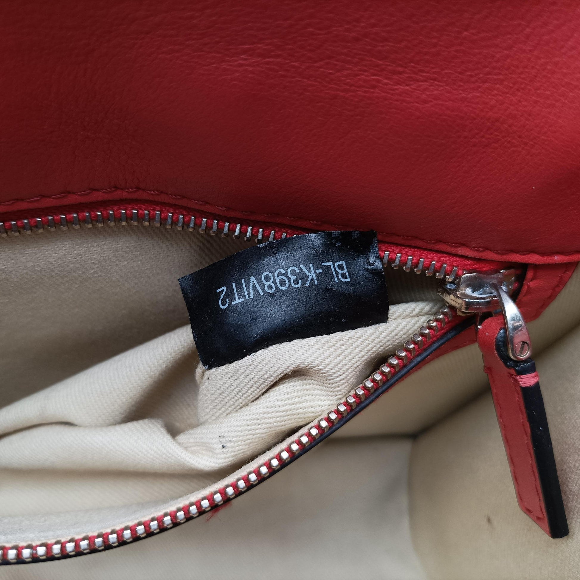 Rockstud Glam Lock Red Leather BL-K398VIT2ロックスタッズグラムロックミディアム レッド レザー BL-K398VIT2