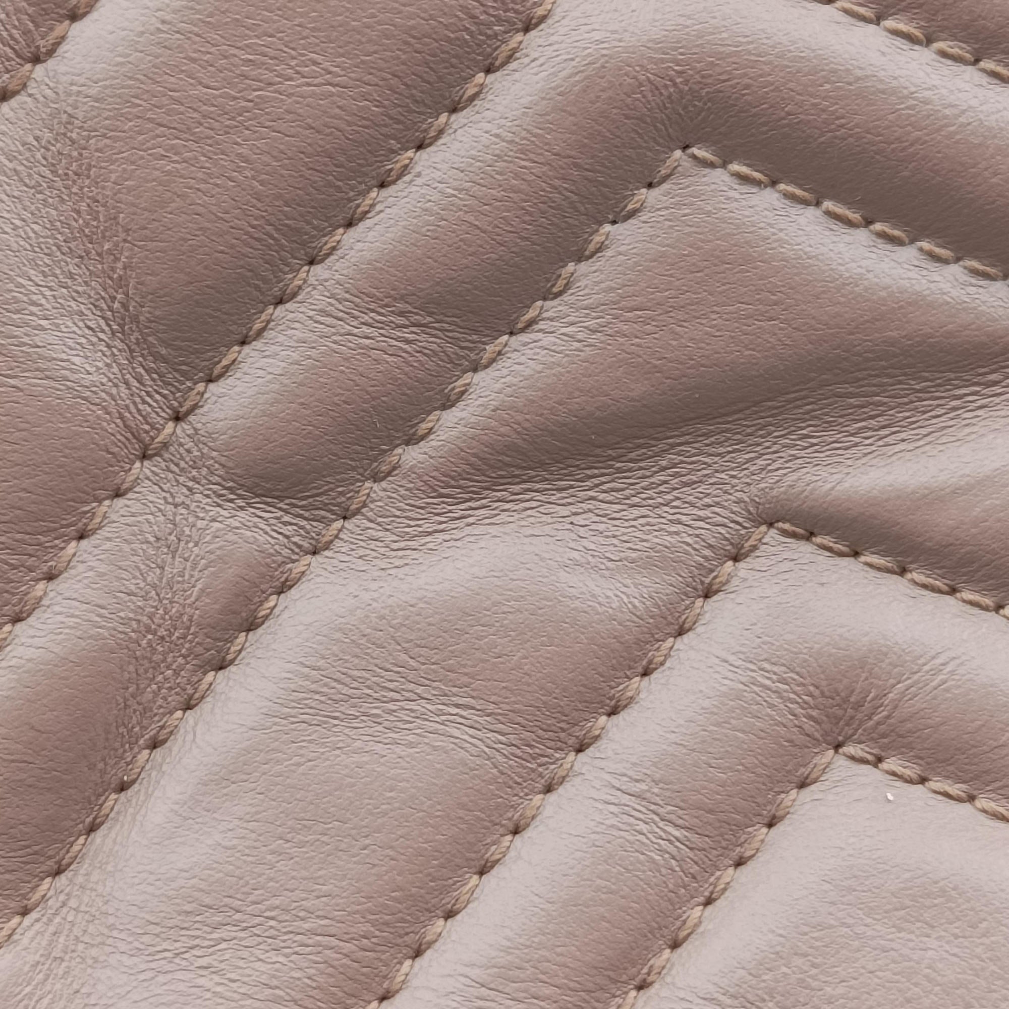 GG Marmont beige Leather 447632 A022556321GGマーモント ベージュ レザー 447632 A022556321