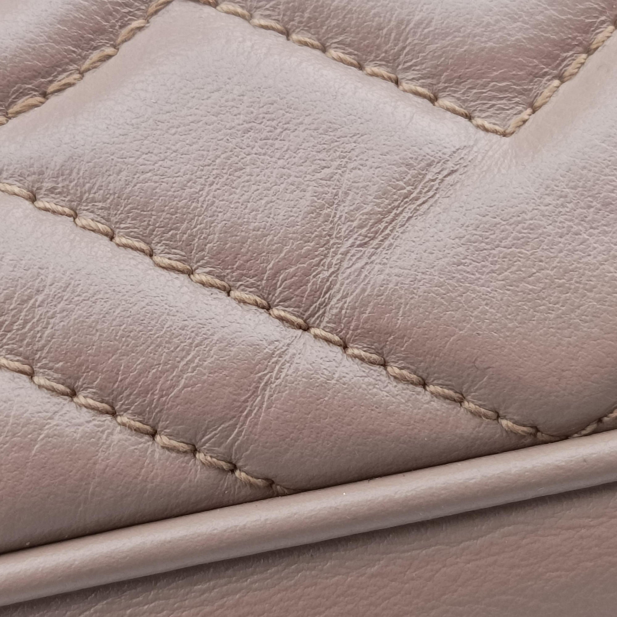 GG Marmont beige Leather 447632 A022556321GGマーモント ベージュ レザー 447632 A022556321