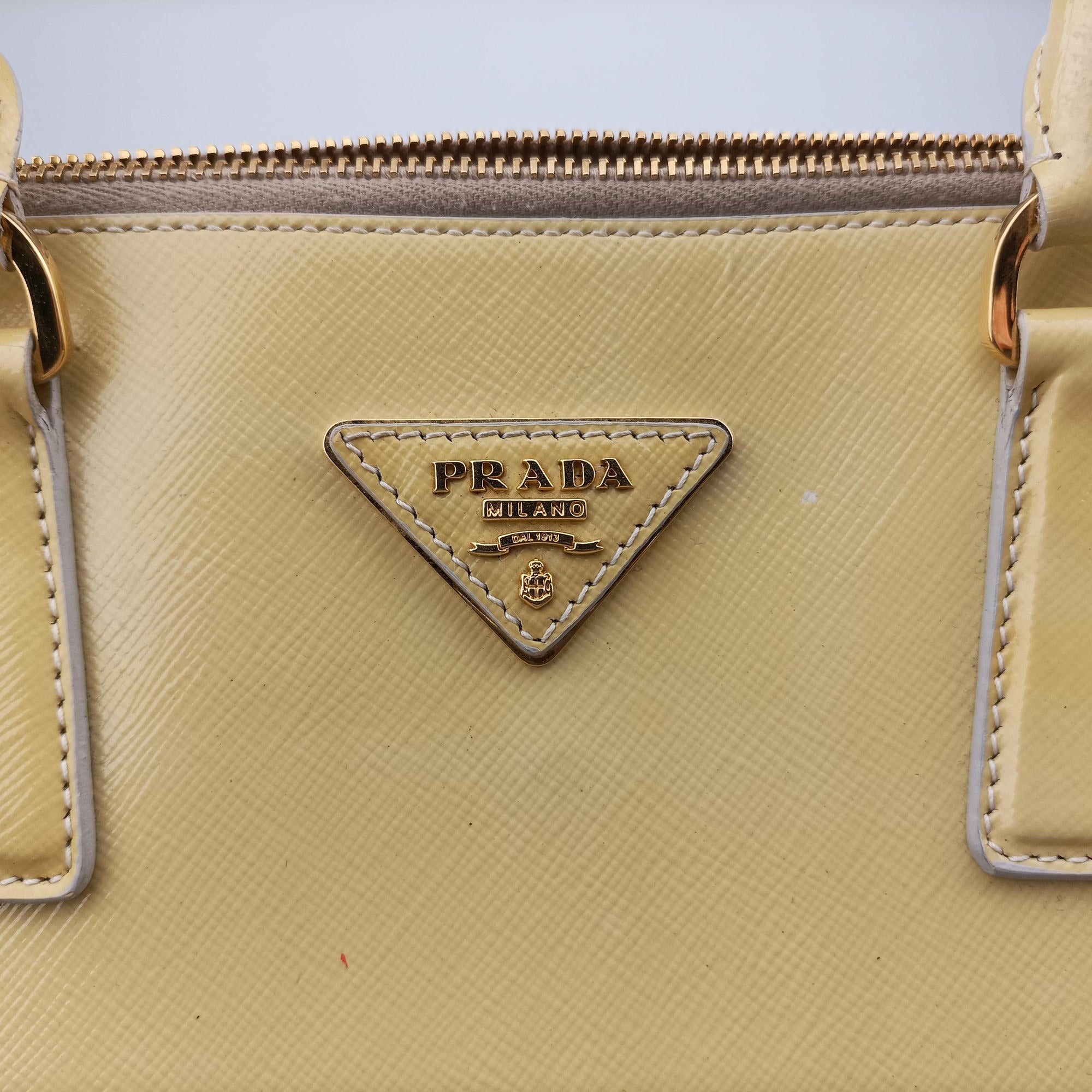 Promenade Yellow SAFFIANO Leather BN2558 7 Bプロムナード イエロー サフィアーノレザー BN2558 7 B