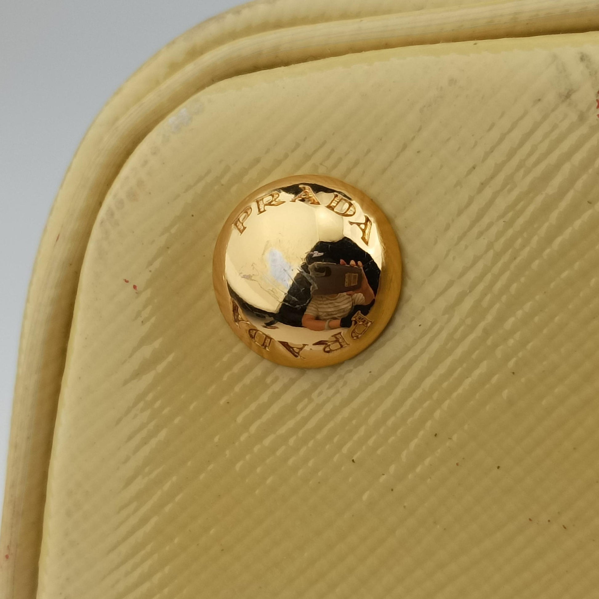 Promenade Yellow SAFFIANO Leather BN2558 7 Bプロムナード イエロー サフィアーノレザー BN2558 7 B
