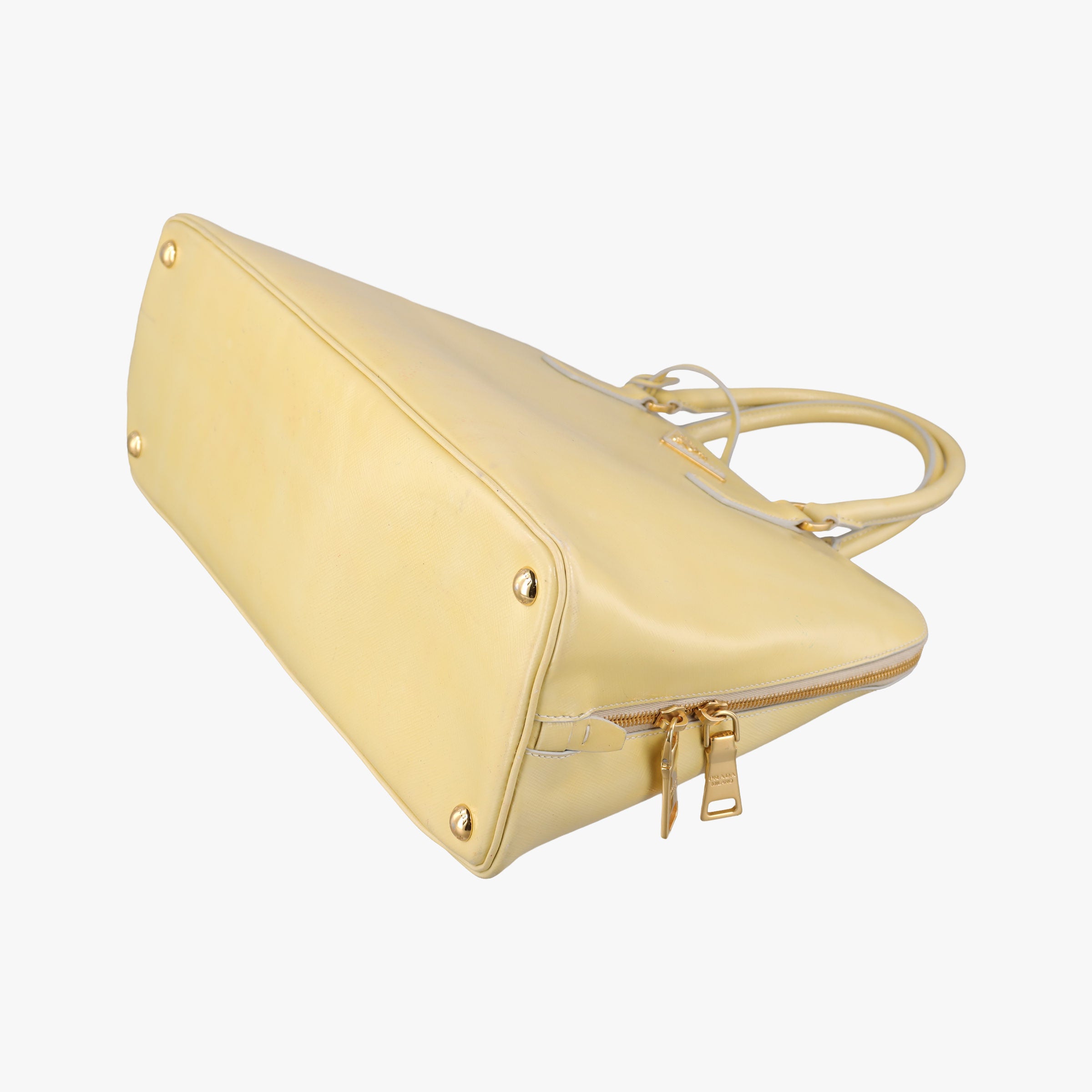 Promenade Yellow SAFFIANO Leather BN2558 7 Bプロムナード イエロー サフィアーノレザー BN2558 7 B