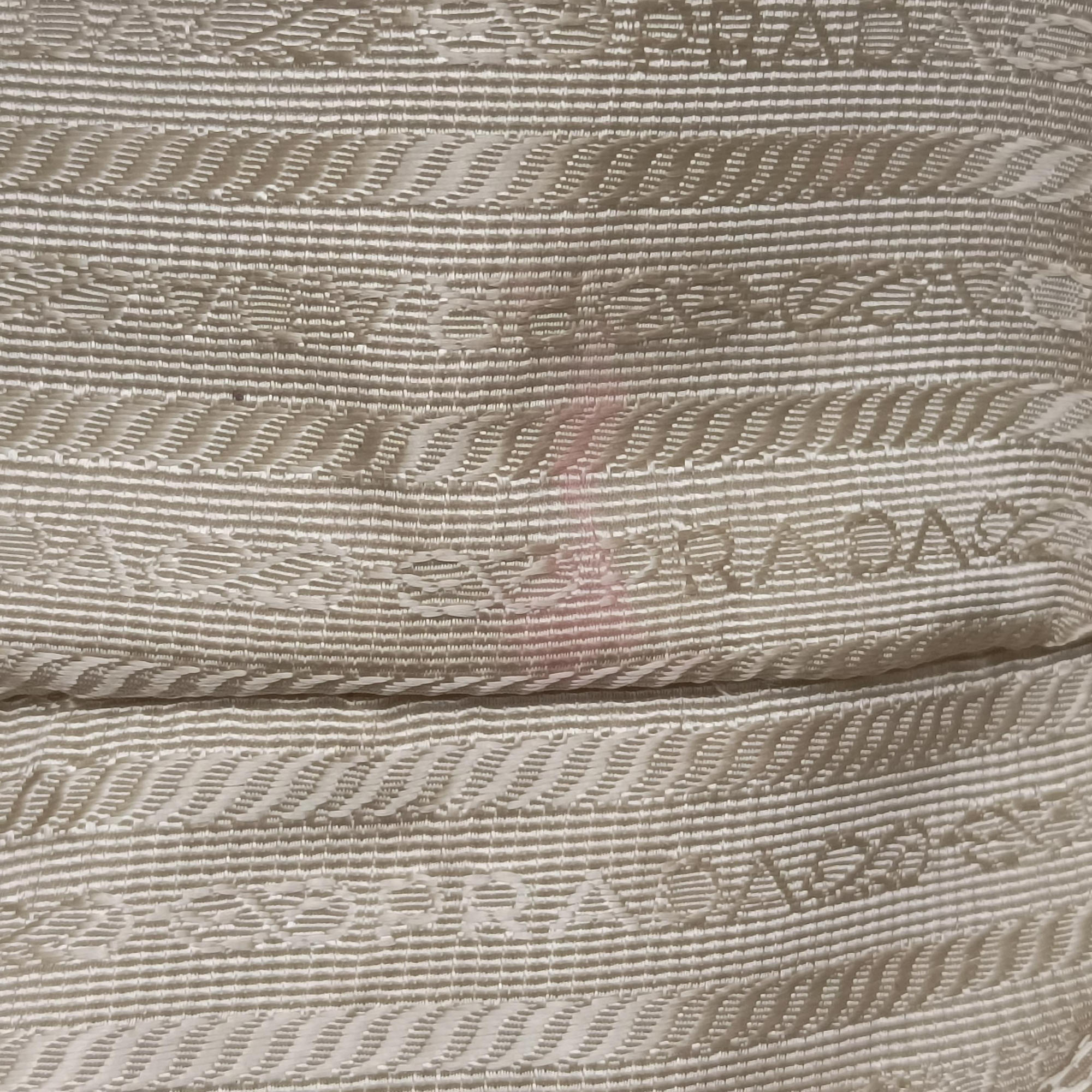 Galleria White SAFFIANO Leather BN1801 208ガレリア ホワイト サフィアーノレザー BN1801 208