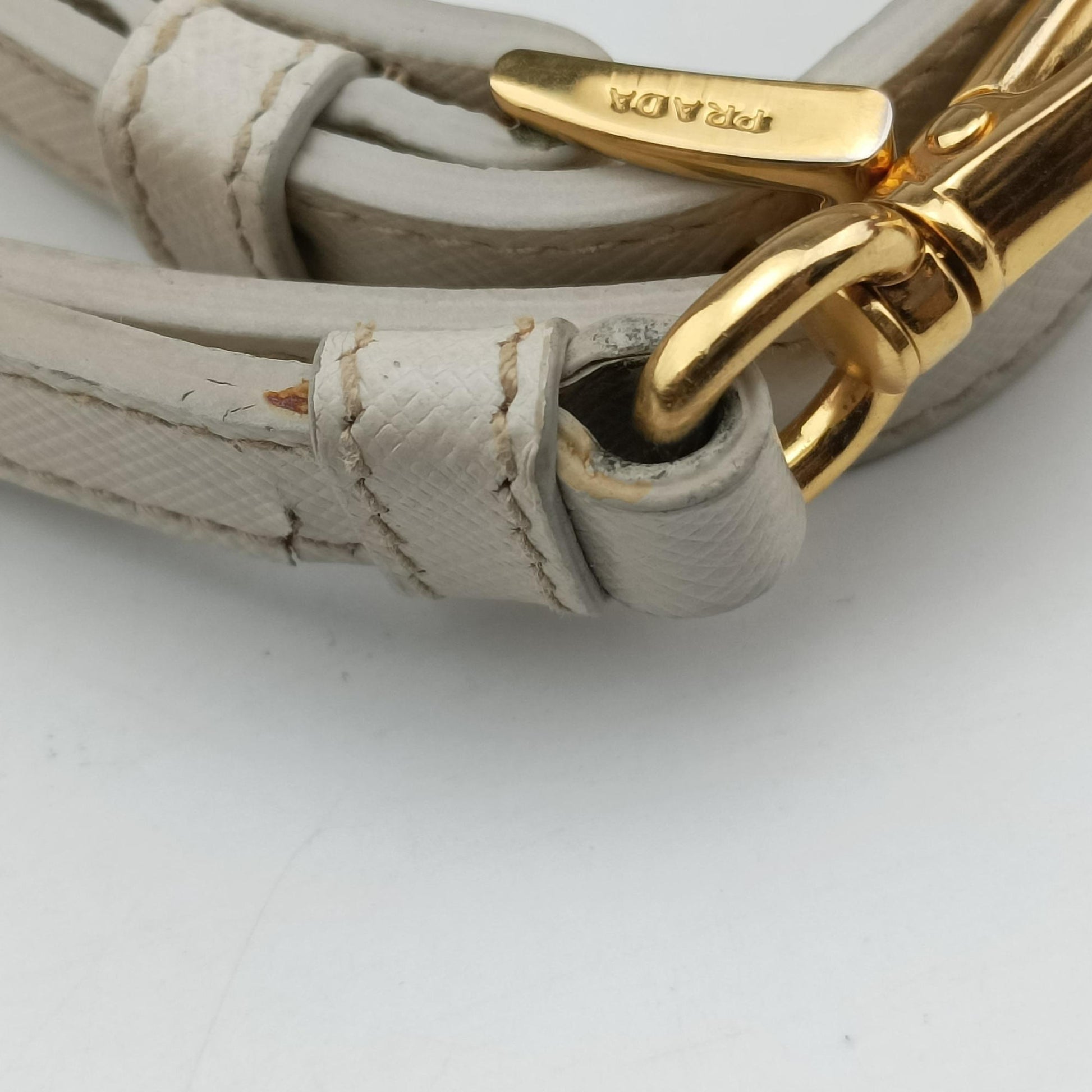 Galleria White SAFFIANO Leather BN1801 208ガレリア ホワイト サフィアーノレザー BN1801 208