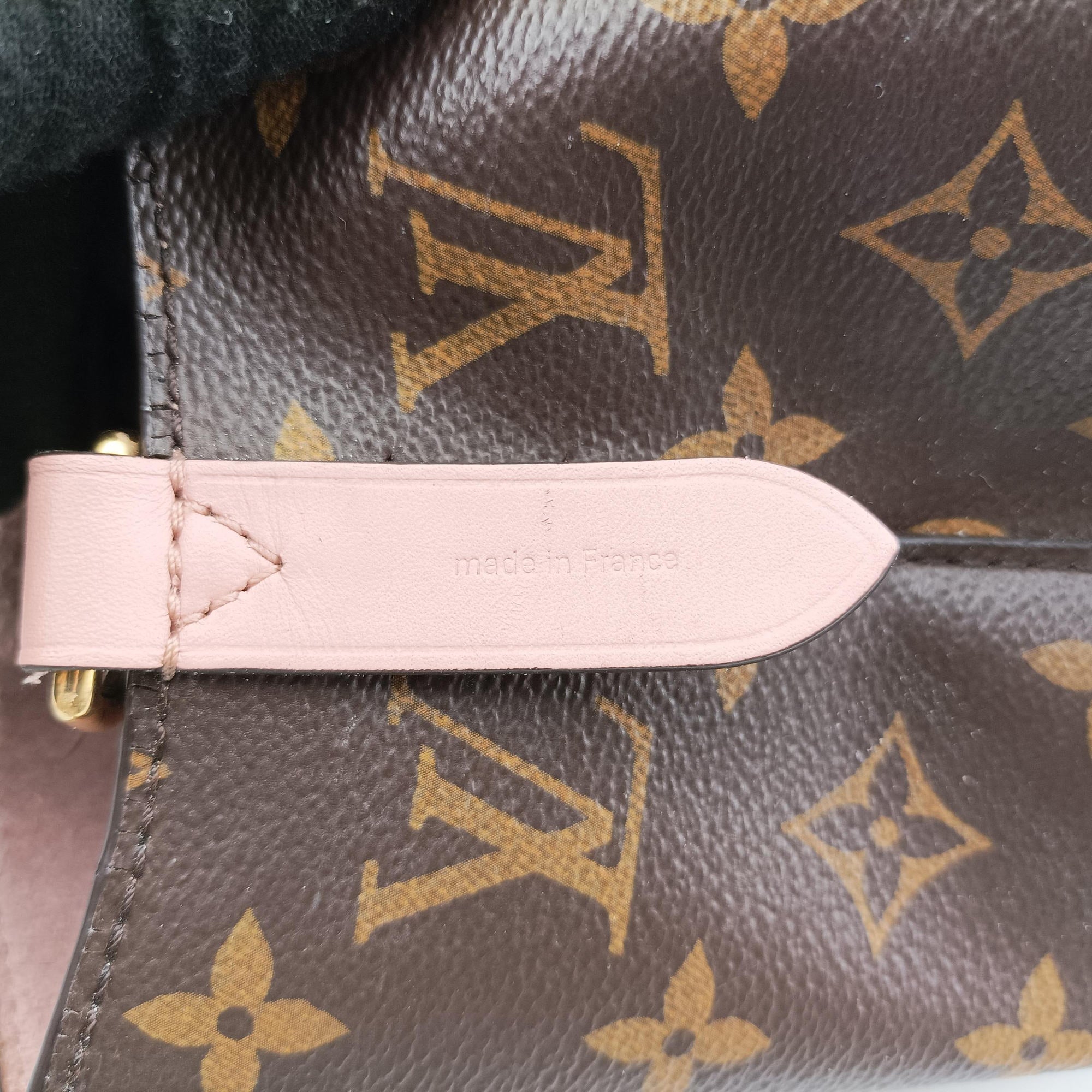NeoNoe BROWN×Rose Poodle Monogram Canvas M44022 MI4127ネオノエ ブラウン×ローズプードル モノグラムキャンバス M44022 MI4127