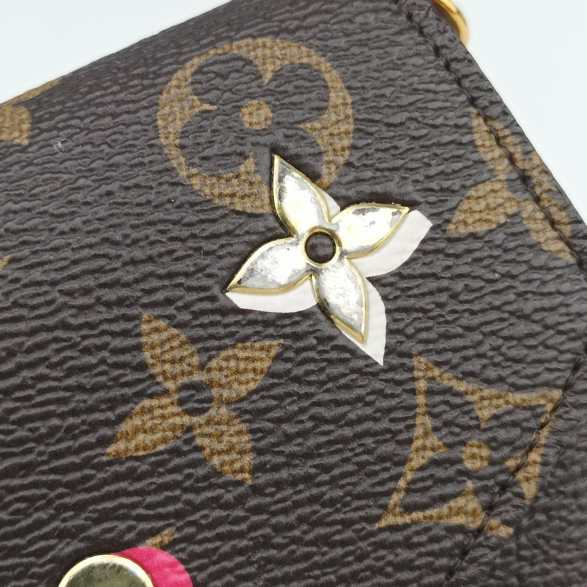 Love Lock Pochette Felicie Brown Monogram × Fuchsia Monogram PVC Coated Canvas M63999 MI5118ラブロック ポシェット フェリシー ブラウン×フューシャ モノグラムPVCコーティングキャンバス M63999 MI5118