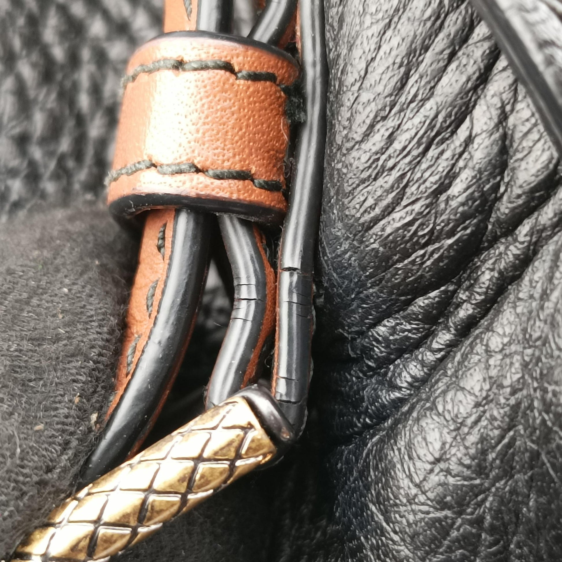 Cube soft bag Black x Brown Leather B06796709Jキューブソフトバッグ ブラック x ブラウン レザー B06796709J