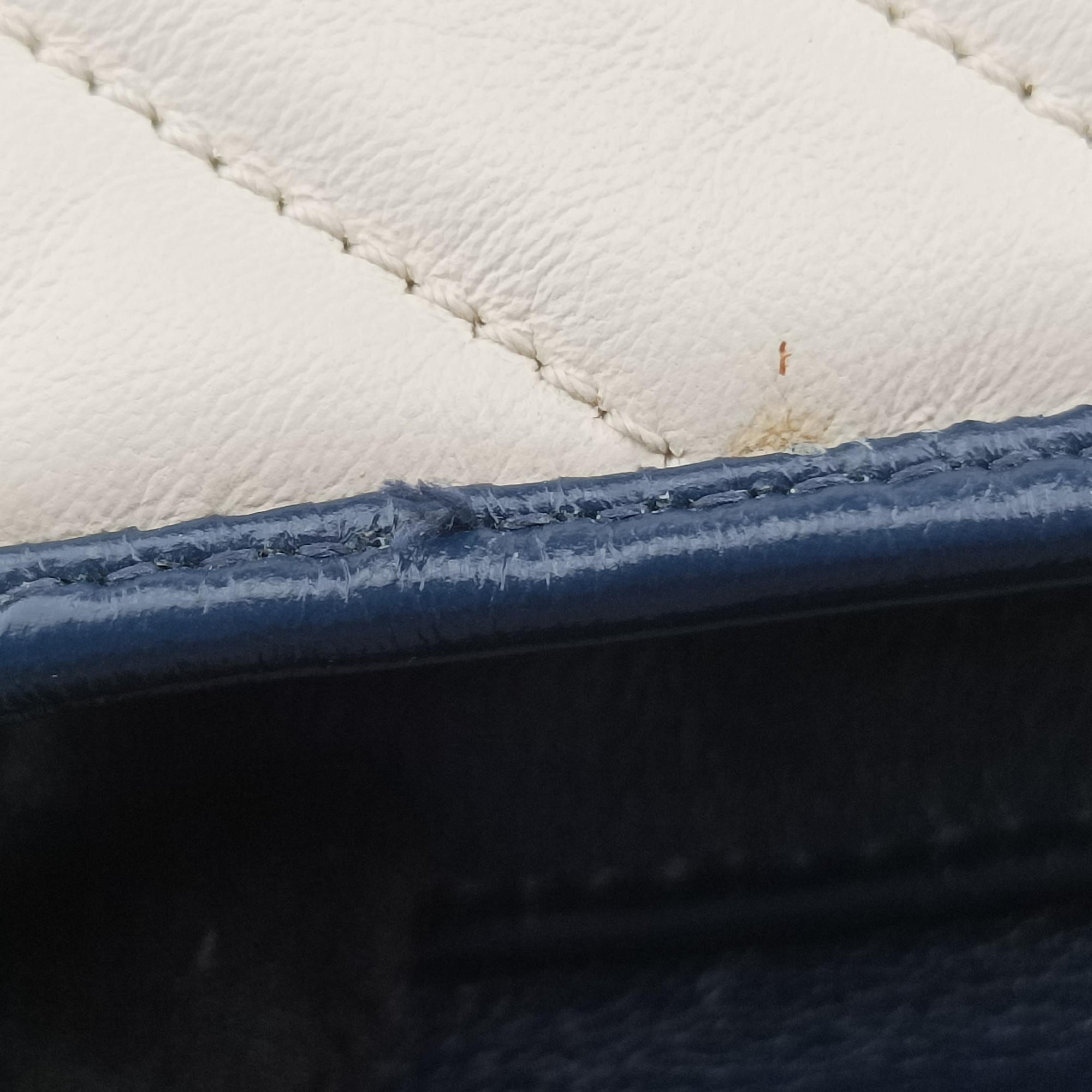 GG Marmont White×navy Leather 583571 E033139517GGマーモント ホワイト×ネイビー レザー 583571 E033139517
