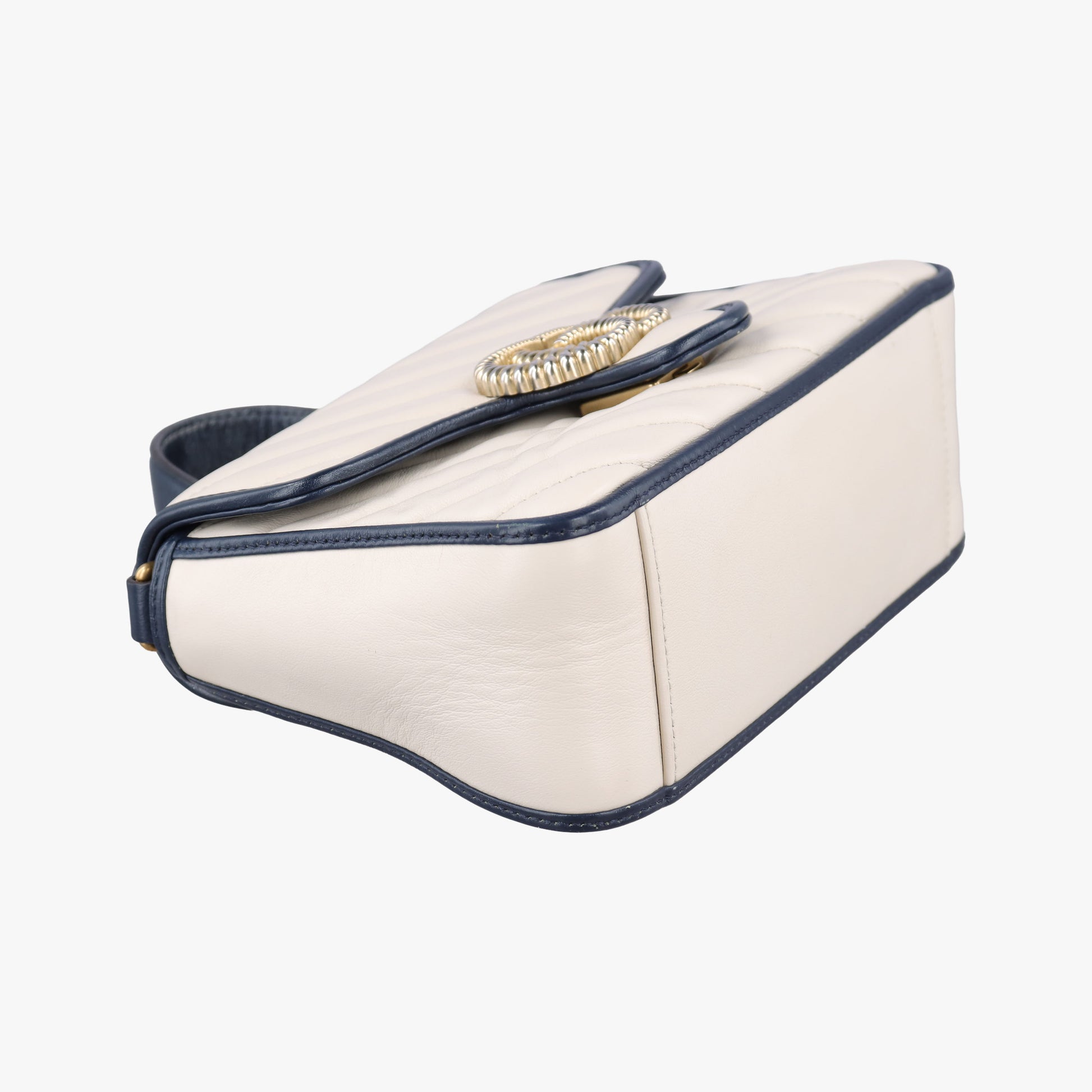 GG Marmont White×navy Leather 583571 E033139517GGマーモント ホワイト×ネイビー レザー 583571 E033139517