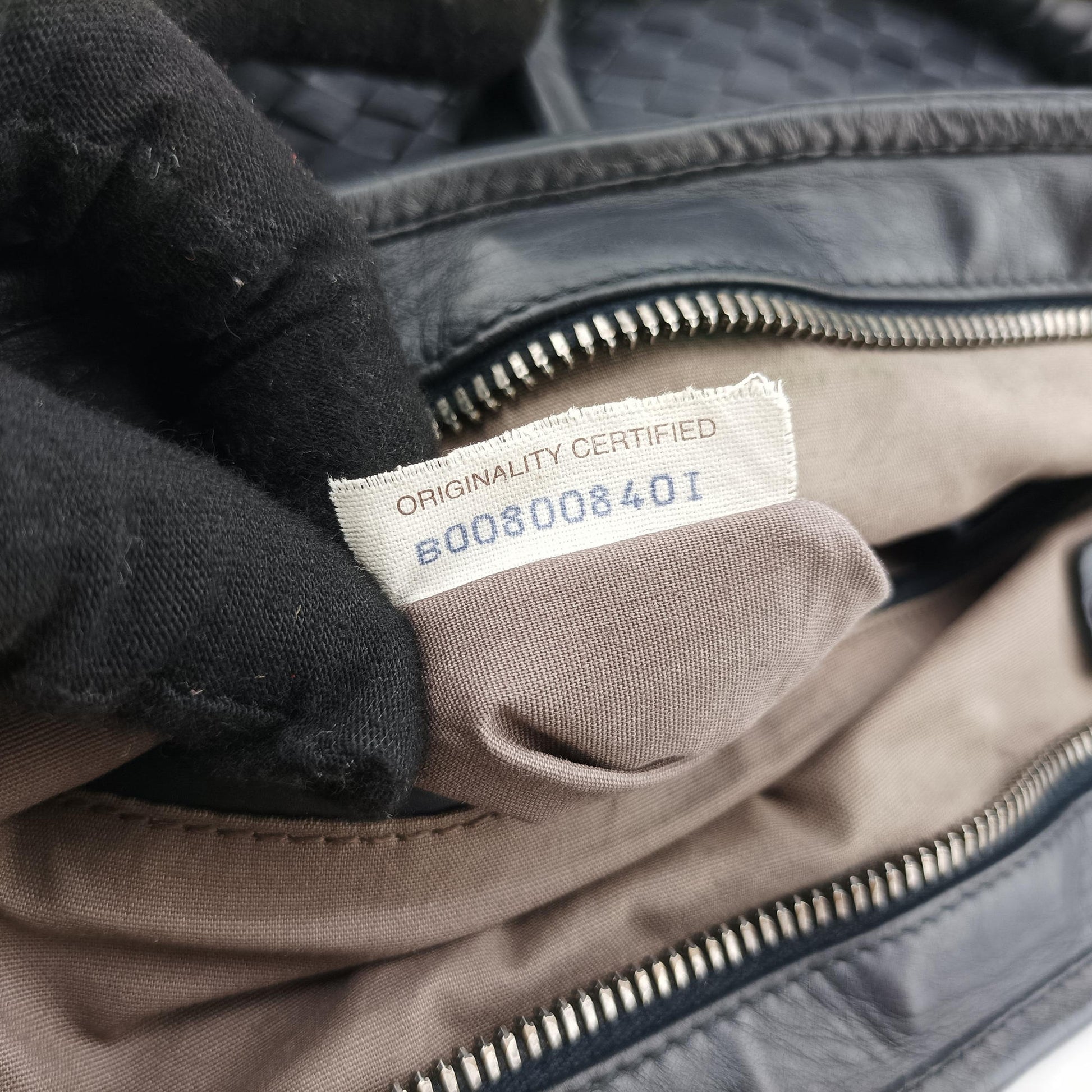 Intrecciato Black lambskin B00800840Iイントレチャート ブラック ラムスキン B00800840I