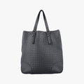 Intrecciato Shopper Acatl Grey lambskin B01745346Vイントレチャート ショッパー アキャトル グレー ラムスキン B01745346V