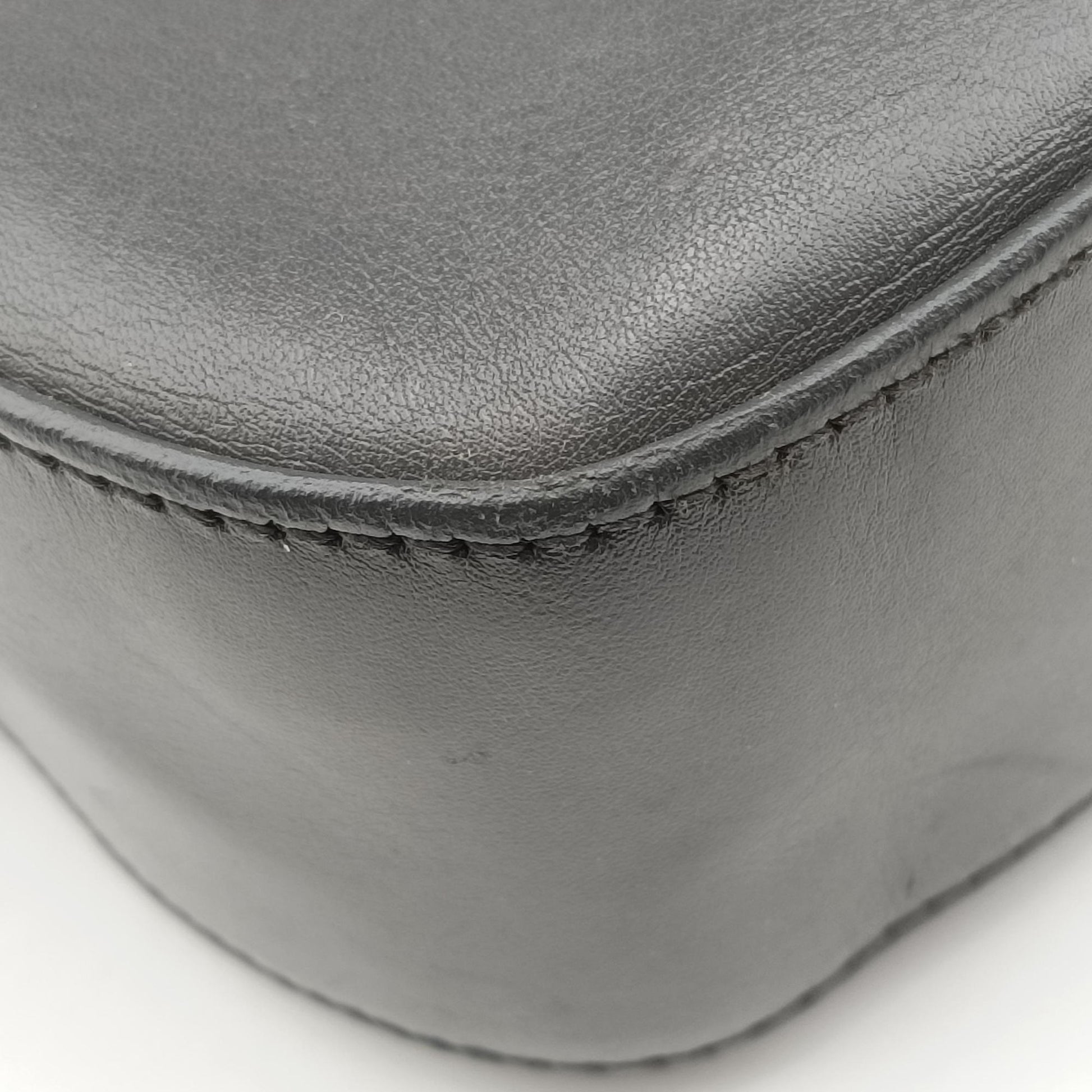 Intrecciato Shopper Acatl Grey lambskin B01745346Vイントレチャート ショッパー アキャトル グレー ラムスキン B01745346V