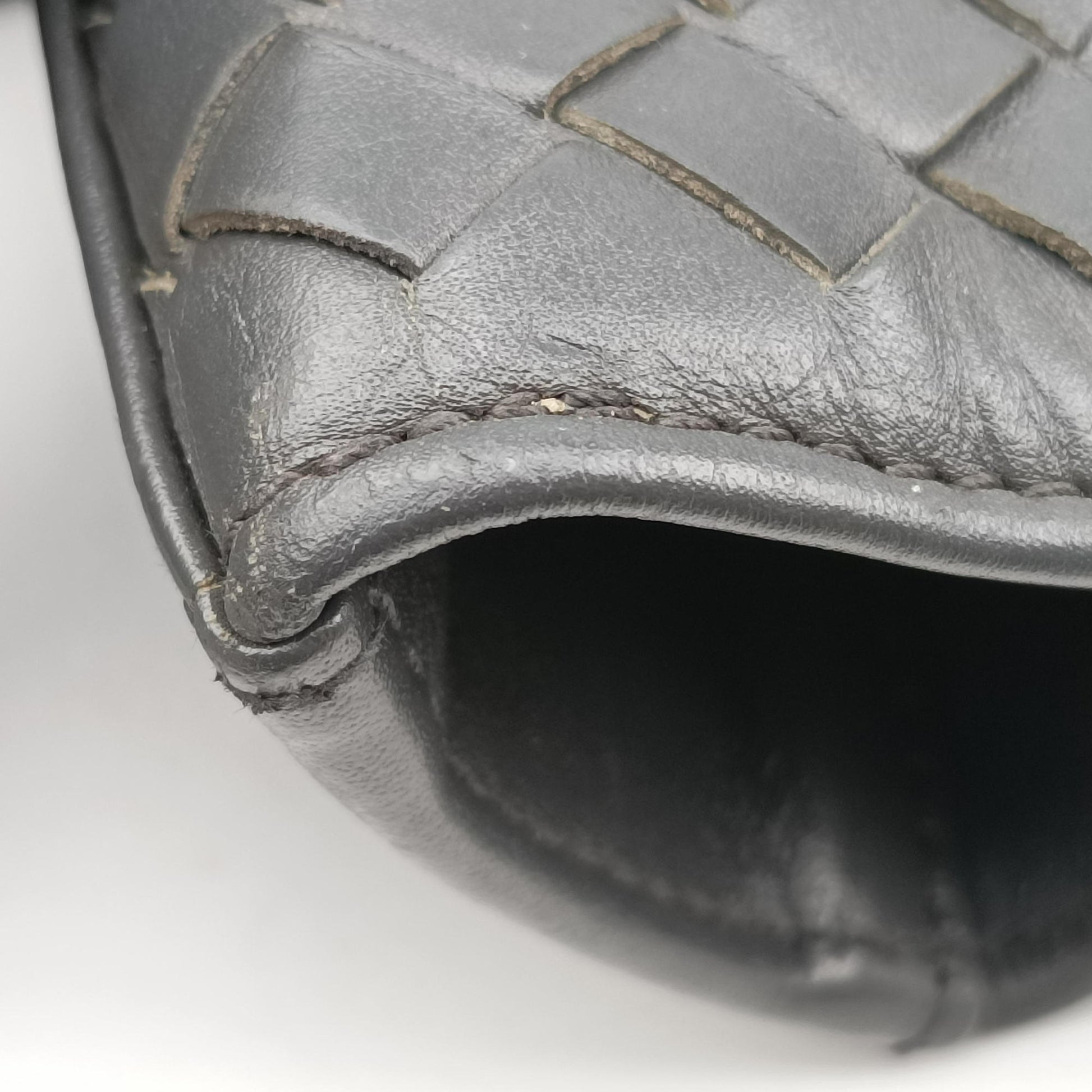 Intrecciato Shopper Acatl Grey lambskin B01745346Vイントレチャート ショッパー アキャトル グレー ラムスキン B01745346V