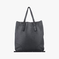 Intrecciato Shopper Acatl Grey lambskin B01745346Vイントレチャート ショッパー アキャトル グレー ラムスキン B01745346V
