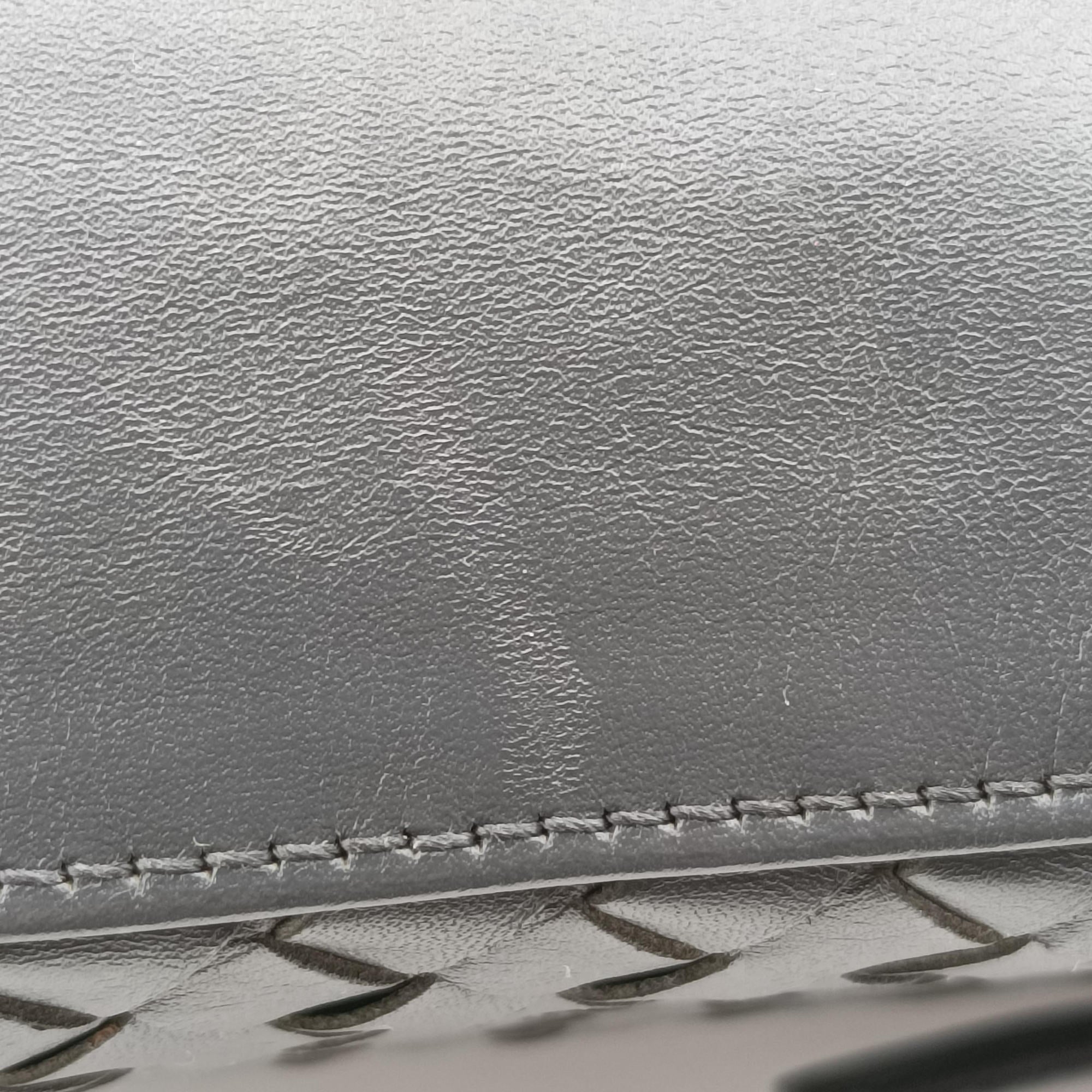 Intrecciato Shopper Acatl Grey lambskin B01745346Vイントレチャート ショッパー アキャトル グレー ラムスキン B01745346V