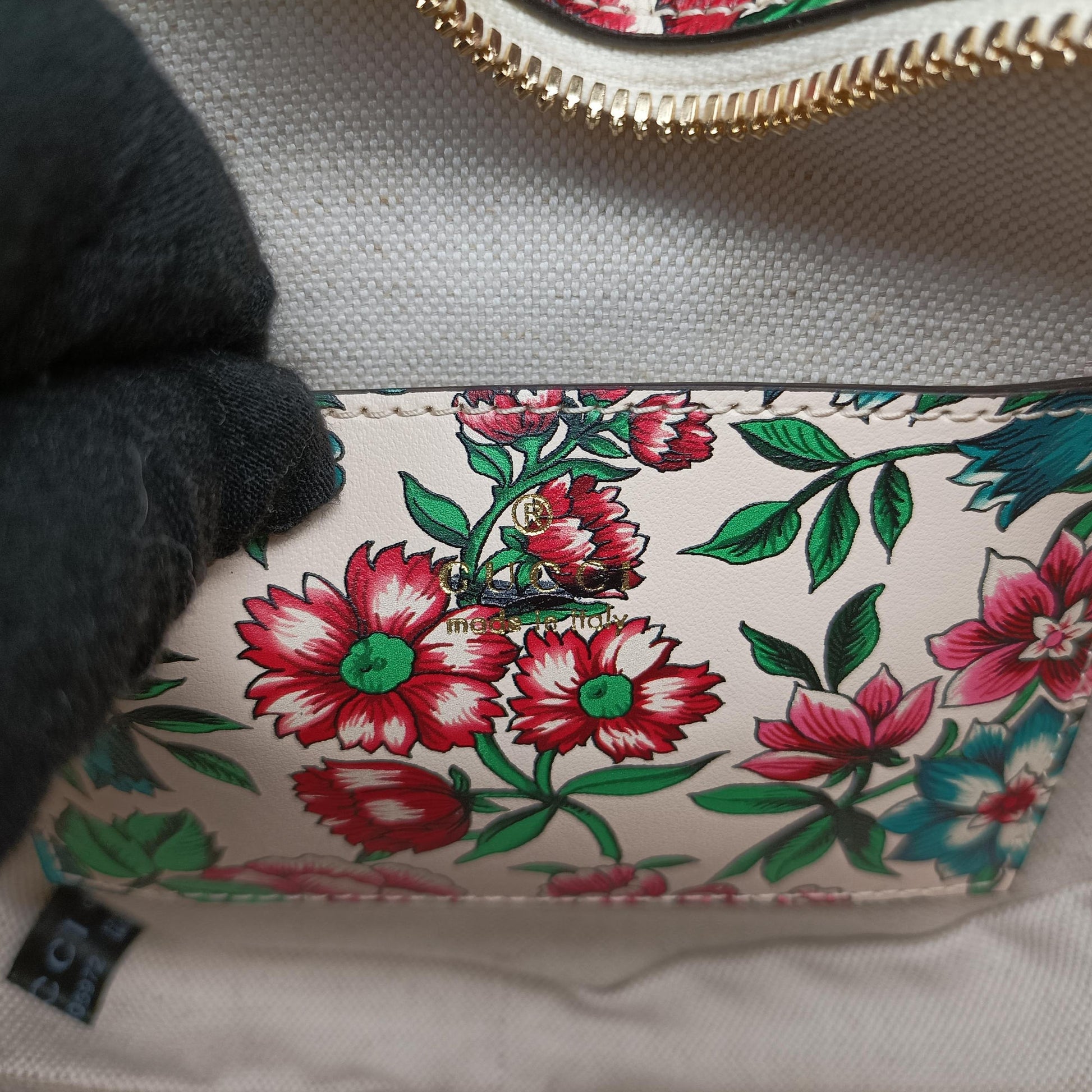 GG Marmont Flower Print Heart Multicolour Leather 740355 A040805972GGマーモント フラワー プリント ハート マルチカラー レザー 740355 A040805972