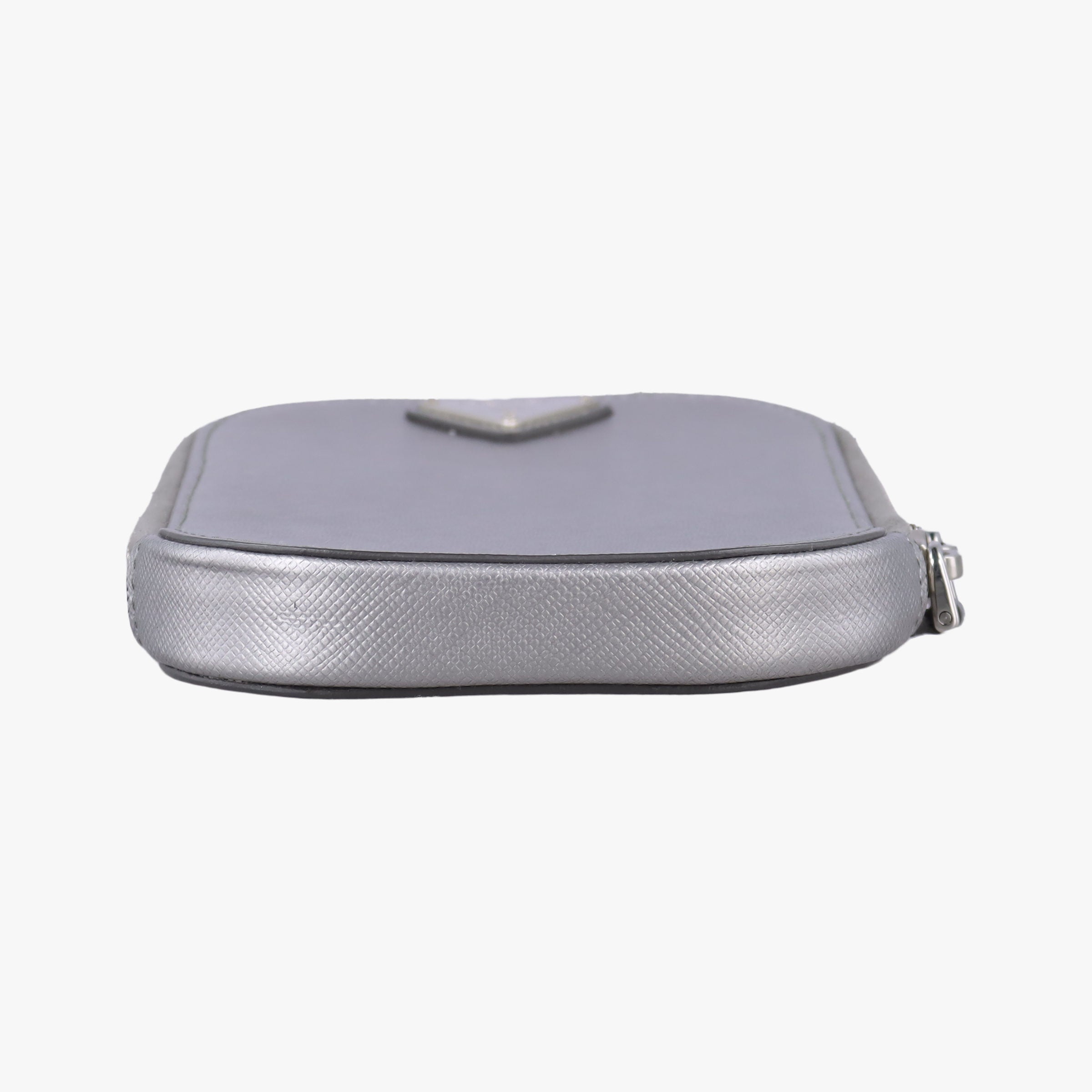 Triangle logo Silver Saffiano Leather 1DH030 85トライアングルロゴ シルバー サフィアーノレザー 1DH030 85