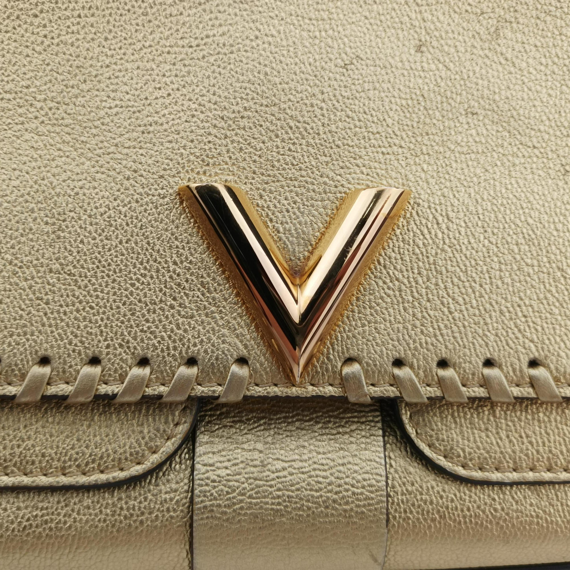 Very Chain Golden Leather M43202 FO3177ヴェリー チェーン ゴールド レザー M43202 FO3177