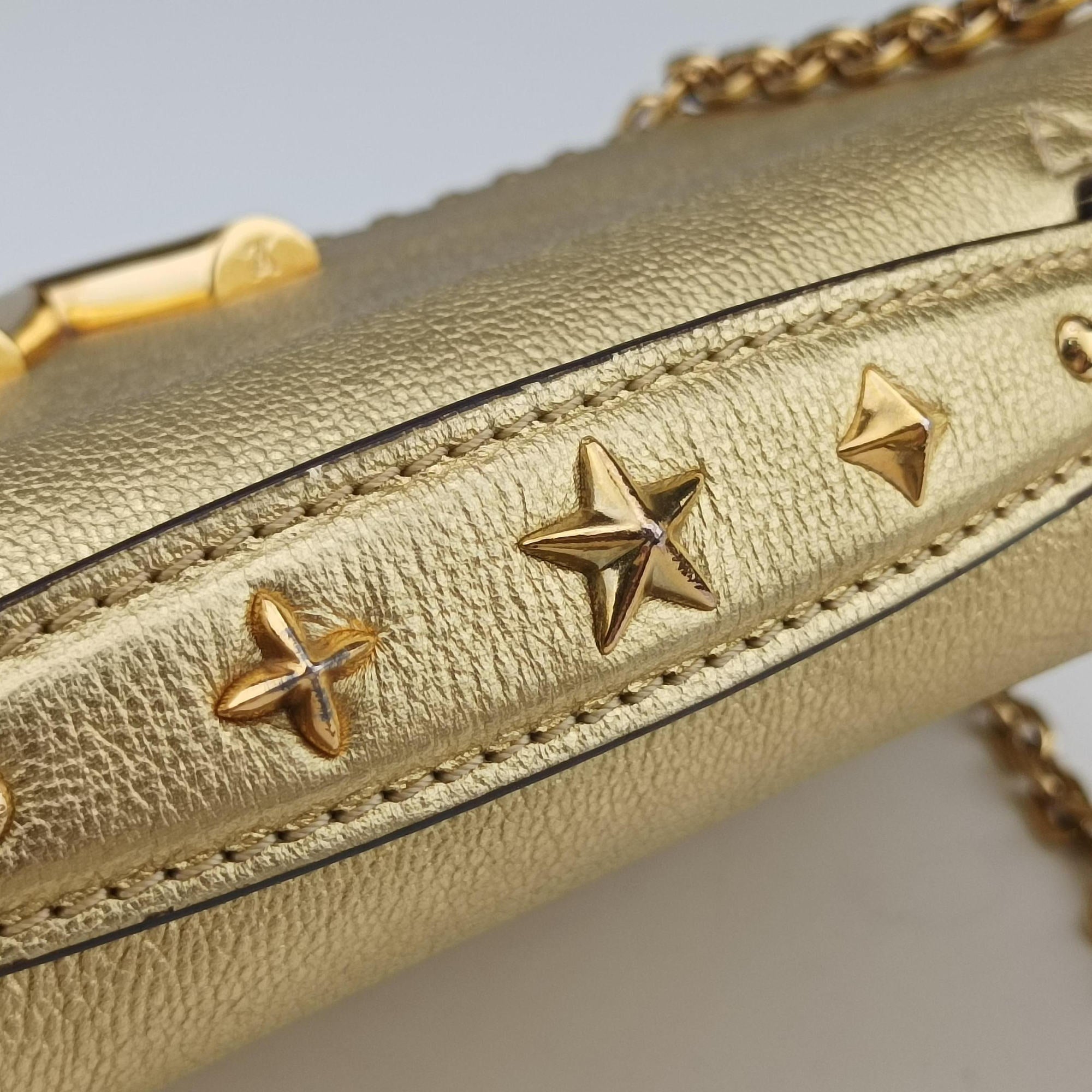 Very Chain Golden Leather M43202 FO3177ヴェリー チェーン ゴールド レザー M43202 FO3177