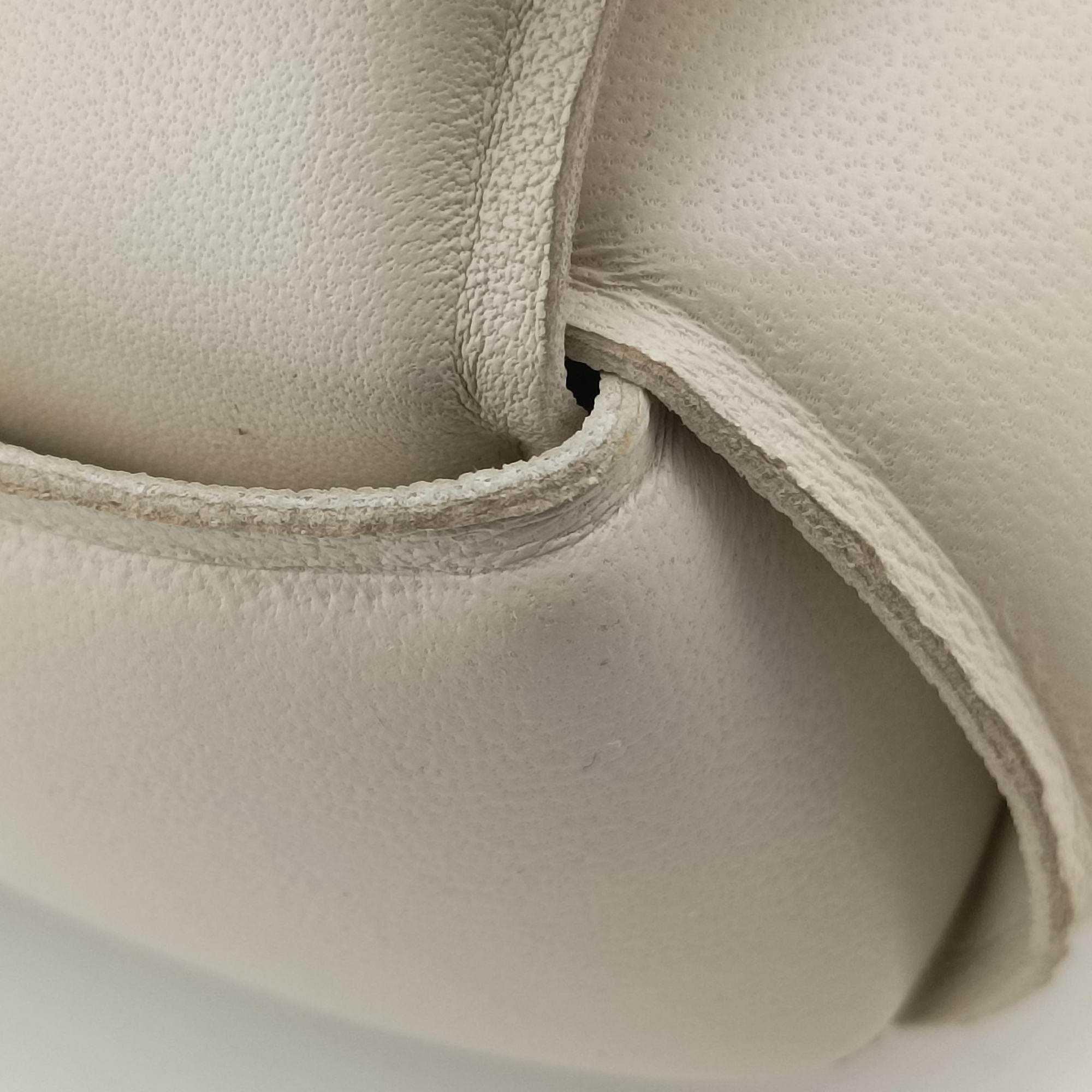 Padded CASSETTE White lambskin B08847226N IC Chipパデッド カセット ホワイト ラムスキン B08847226N ICチップ