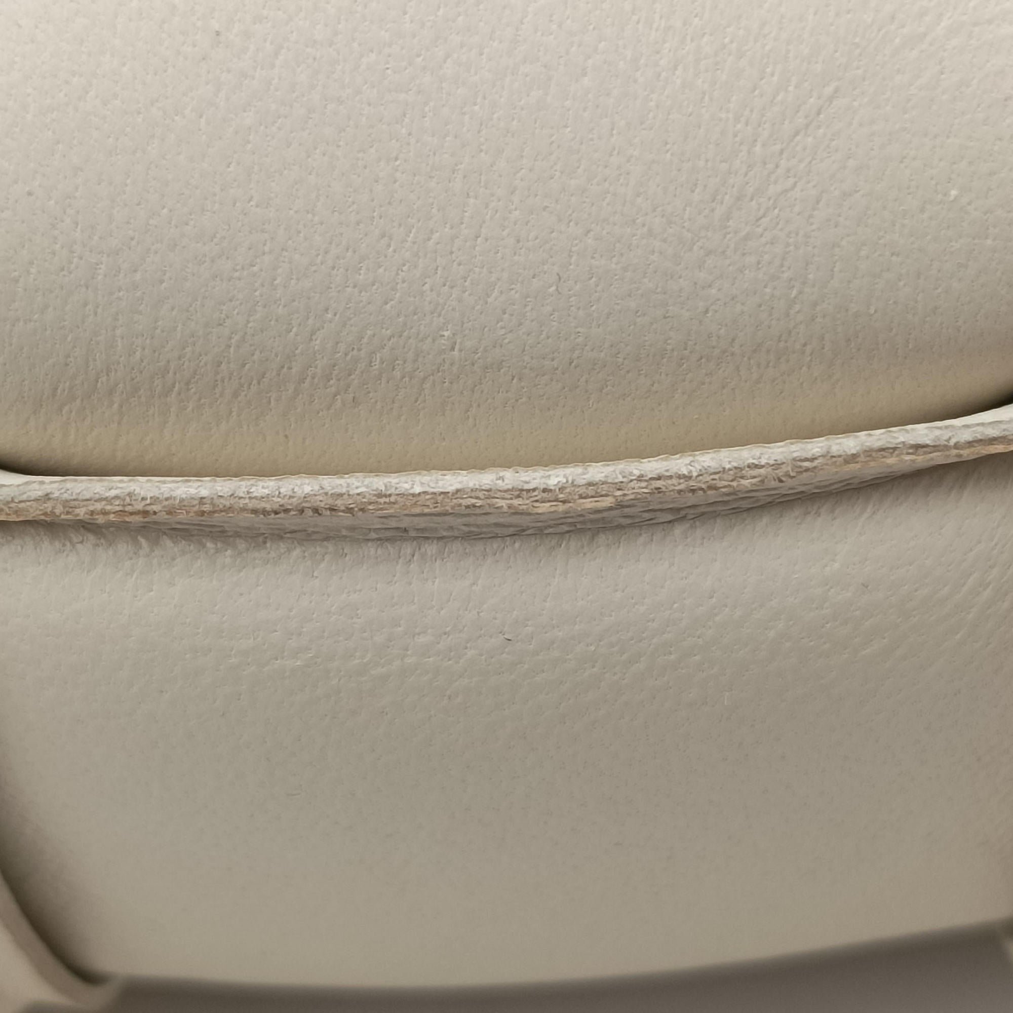 Padded CASSETTE White lambskin B08847226N IC Chipパデッド カセット ホワイト ラムスキン B08847226N ICチップ