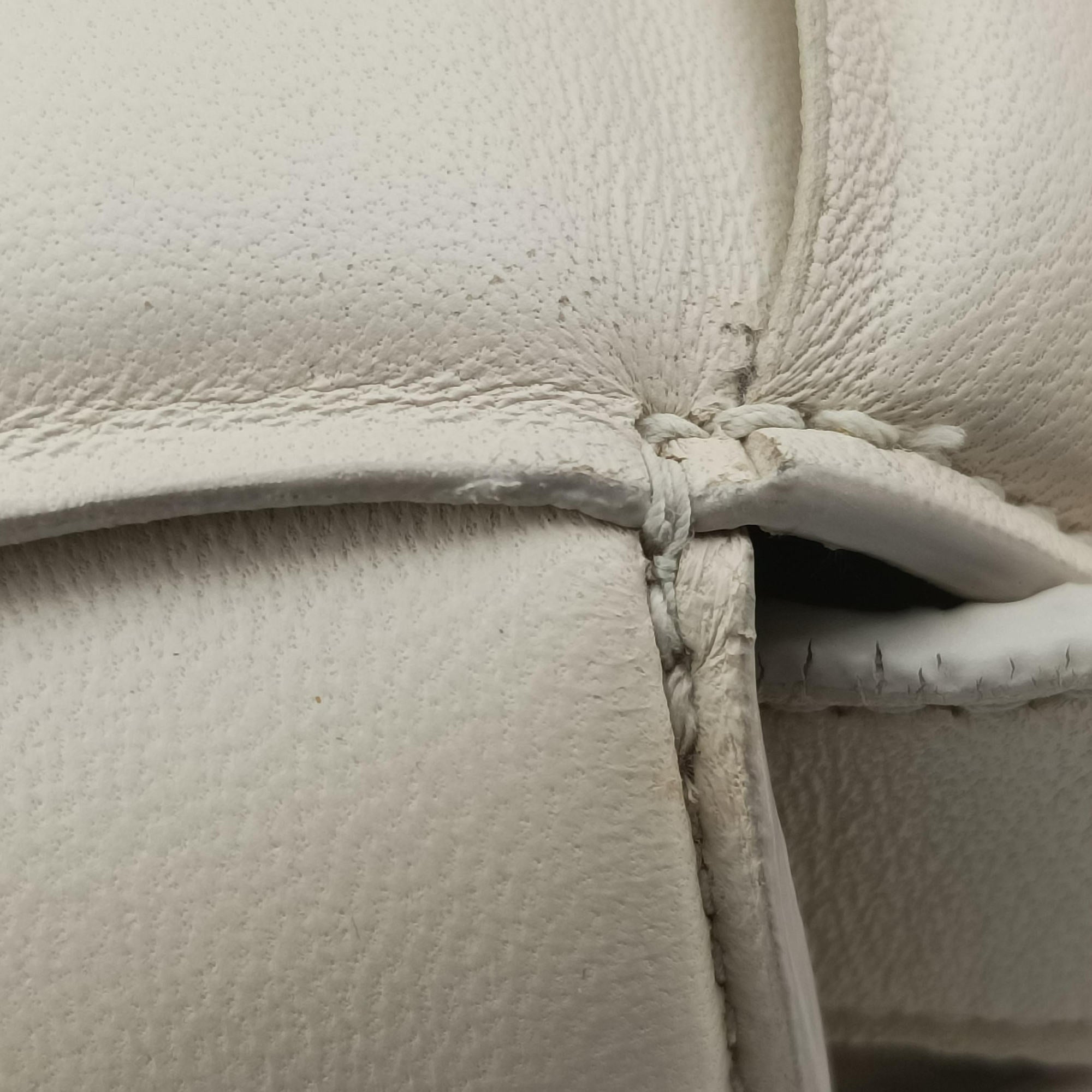 Padded CASSETTE White lambskin B08847226N IC Chipパデッド カセット ホワイト ラムスキン B08847226N ICチップ
