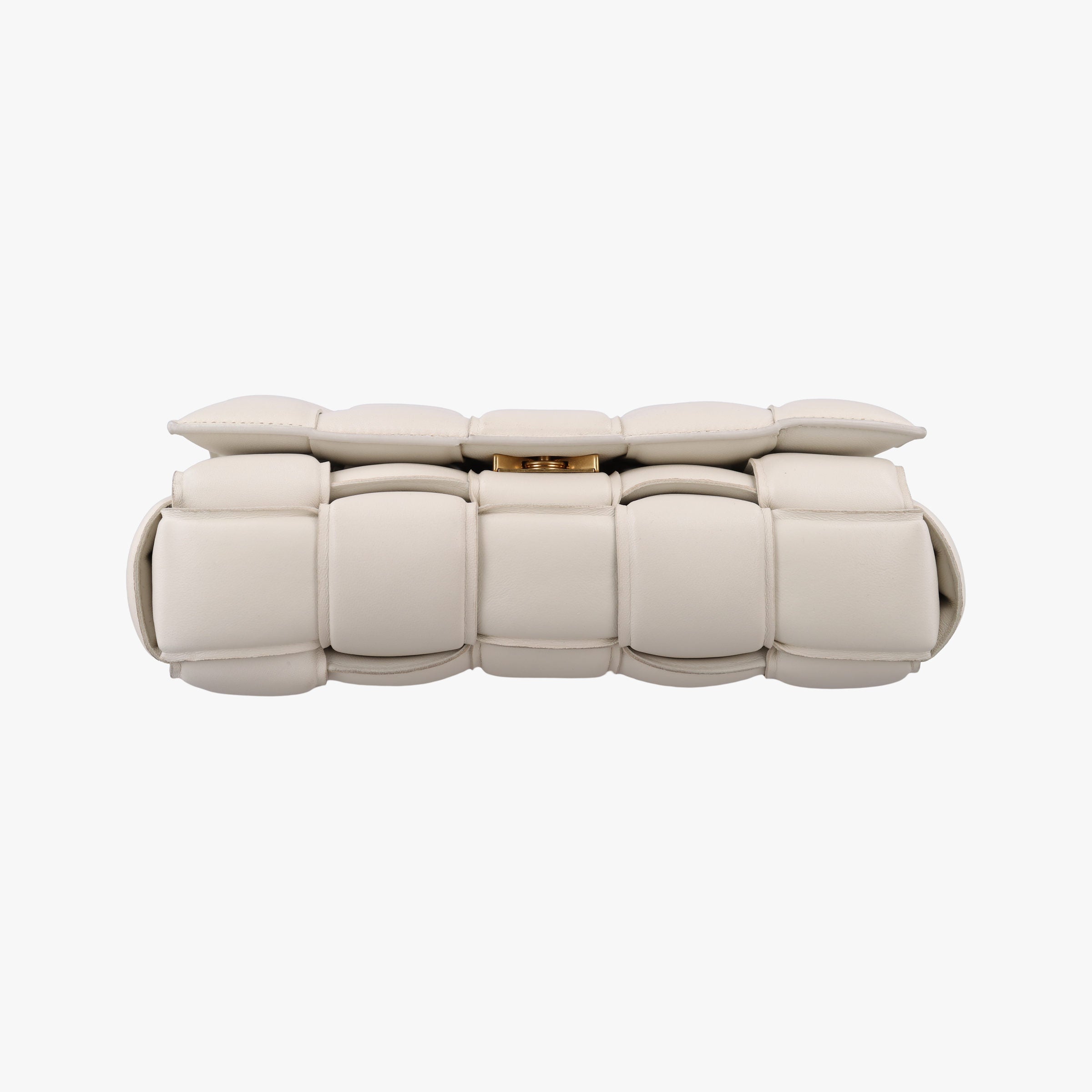 Padded CASSETTE White lambskin B08847226N IC Chipパデッド カセット ホワイト ラムスキン B08847226N ICチップ