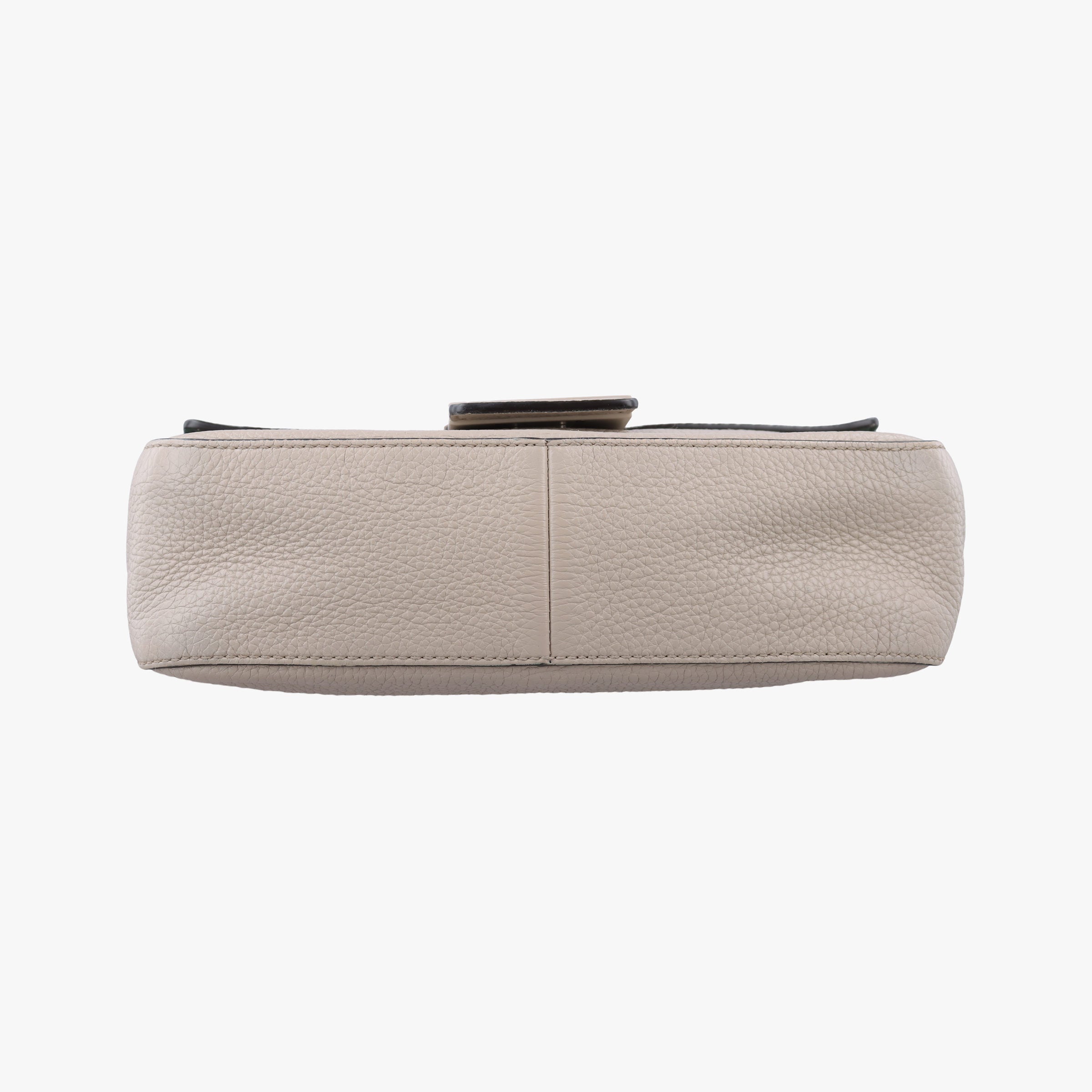 Baguette Grey Leather 7VA537 7VA537 AG0L 228-3262マンマバケット グレー レザー 7VA537 7VA537 AG0L 228-3262