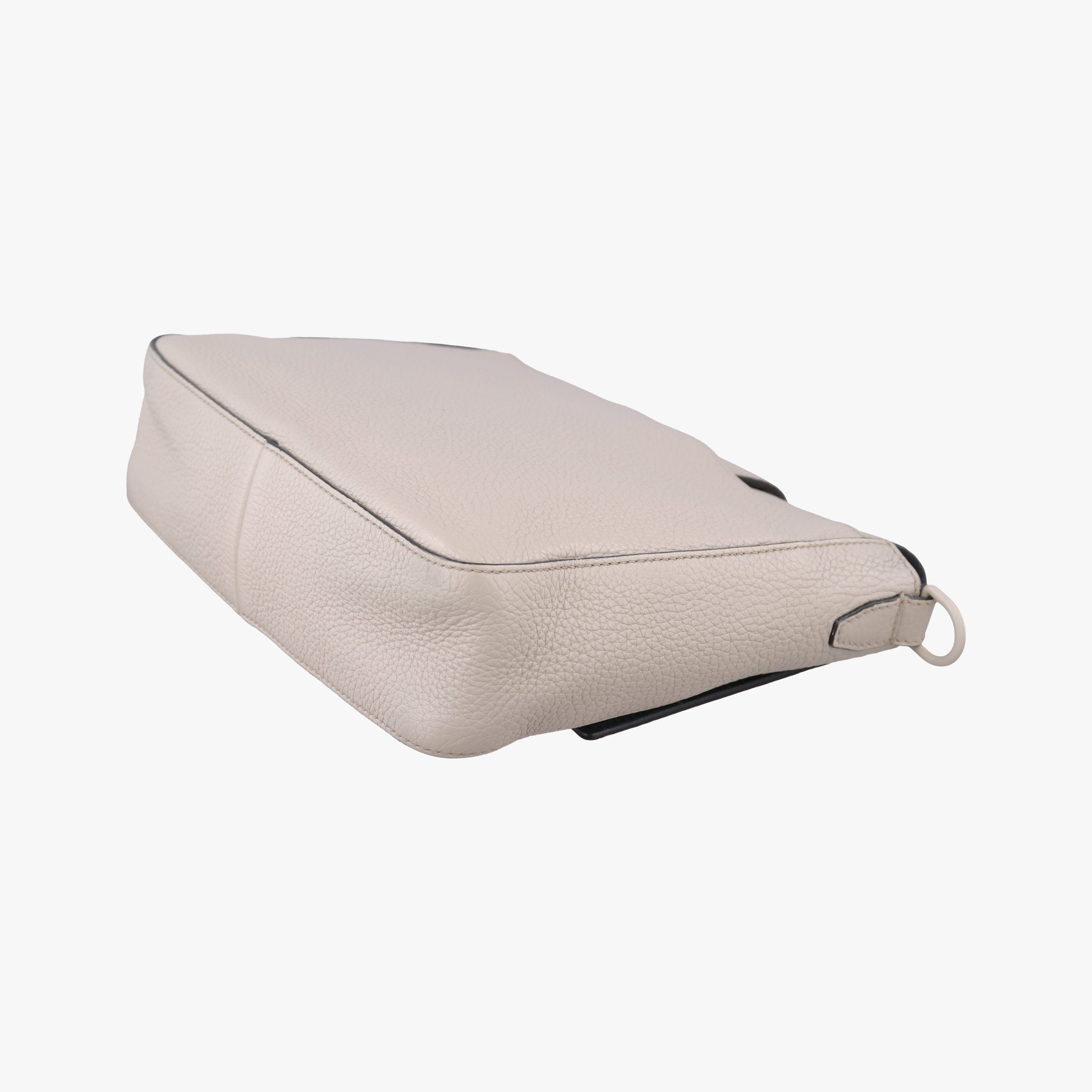 Baguette Grey Leather 7VA537 7VA537 AG0L 228-3262マンマバケット グレー レザー 7VA537 7VA537 AG0L 228-3262