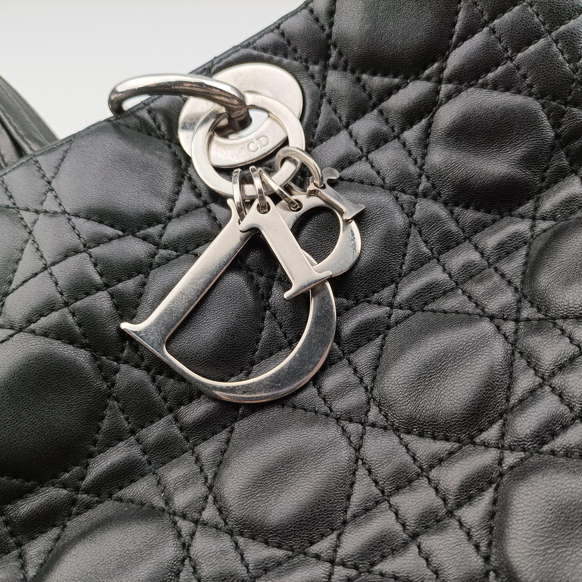Cannage Dior Soft Shopping Black lambskin 26-MA-0111ディオールソフト ブラック ラムスキン 26-MA-0111