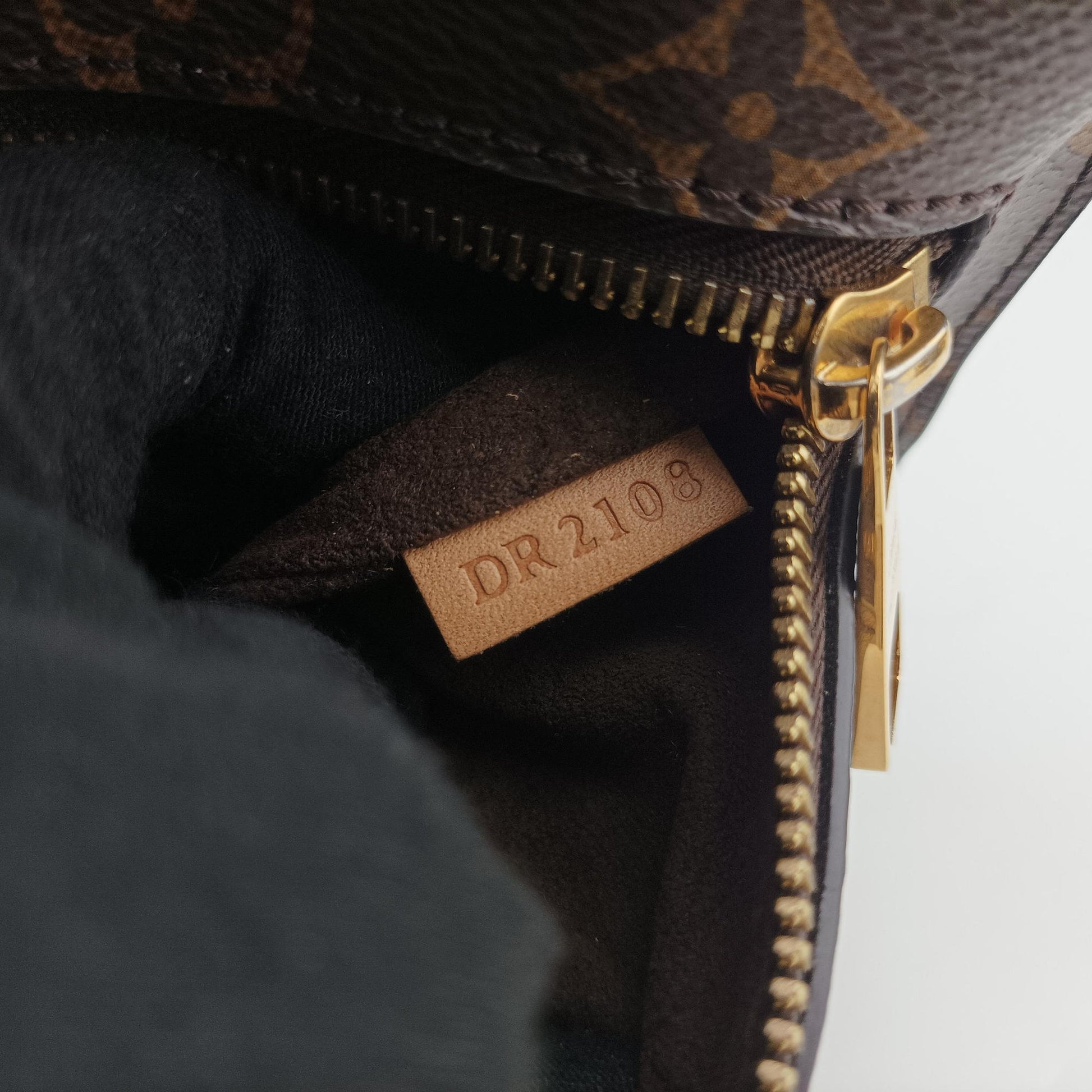 Pochette Metis MM Brown Monogram Canvas M44875 DR2108ポシェットメティスMM モノグラム/ブラウン モノグラムキャンバス M44875 DR2108