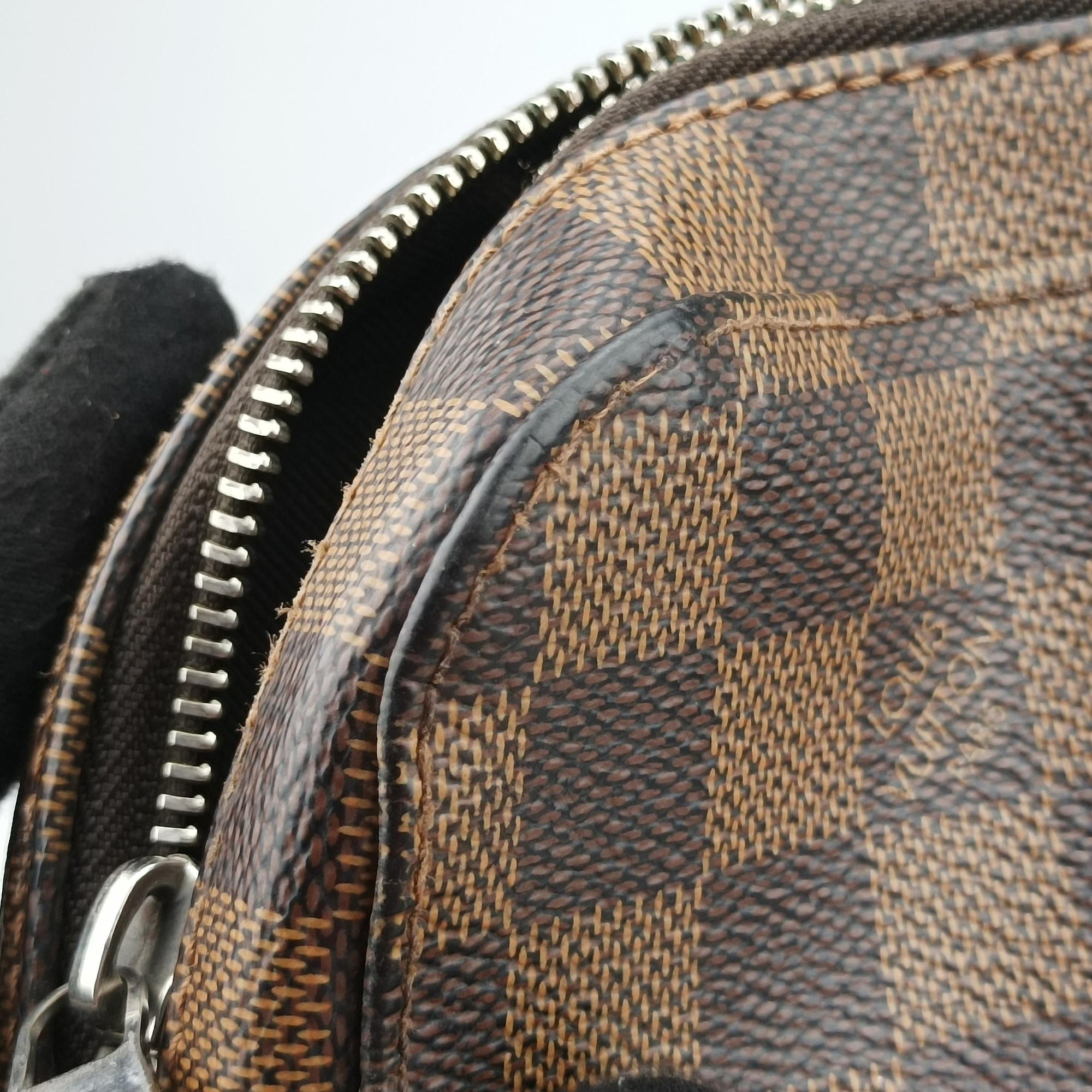 Jake messenger PM EBENE Damier Canvas N41568 TR2105ジェイクメッセンジャーPM エベヌ ダミエキャンバス N41568 TR2105