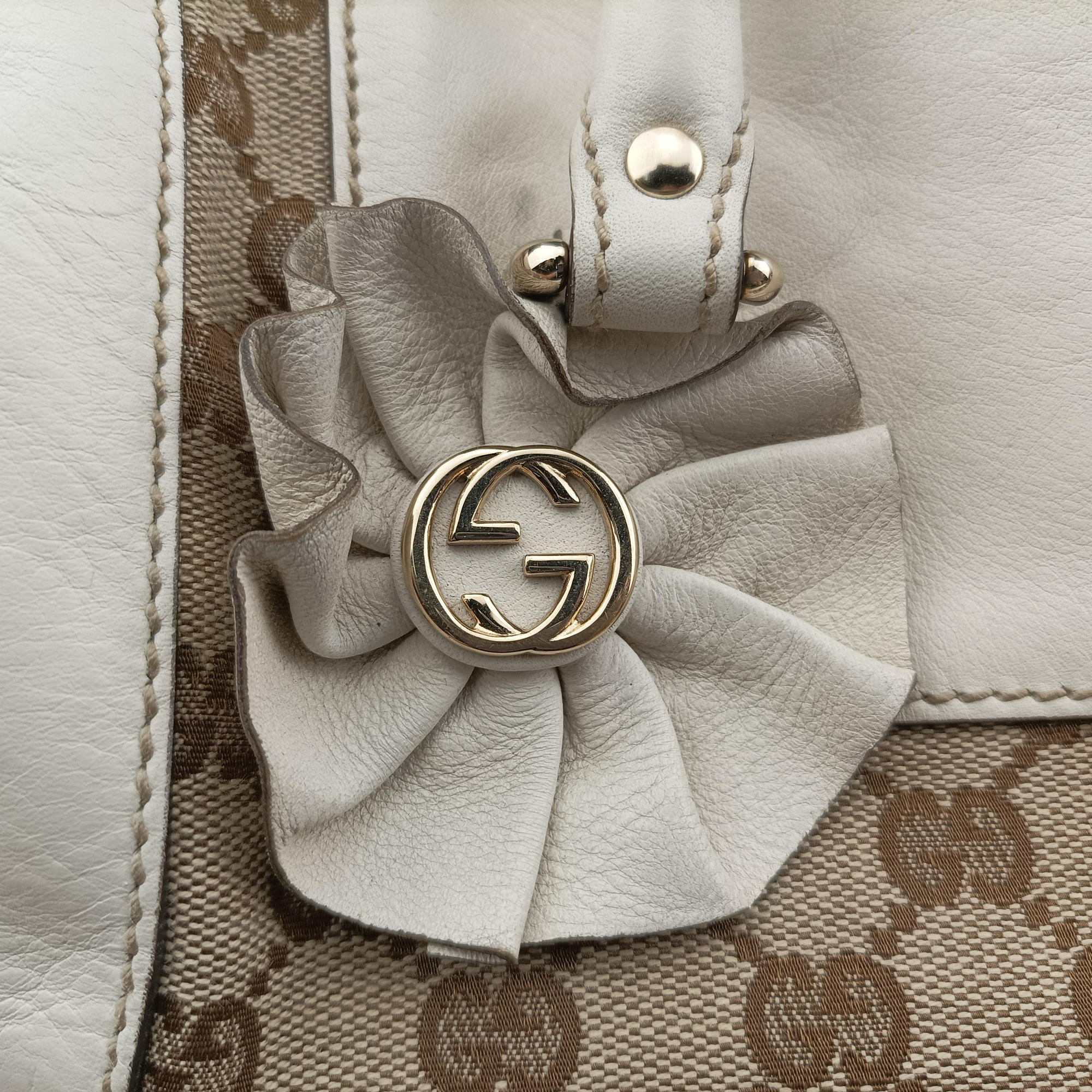 GG Pattern Trophy Beige × Ivory Leather×Canvas 189825 D01755150GG柄 トロフィー ベージュ×アイボリー レザー×キャンバス 189825 D01755150