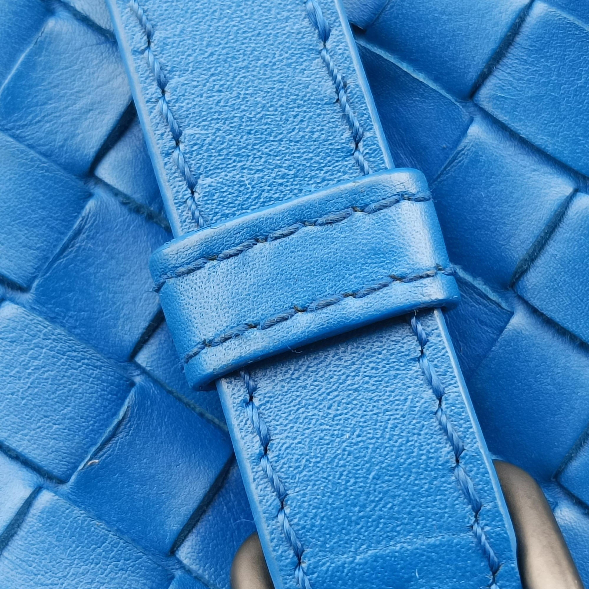 Roma Intrecciato Blue lambskin B02133734Tローマ イントレチャート ブルー ラムスキン B02133734T