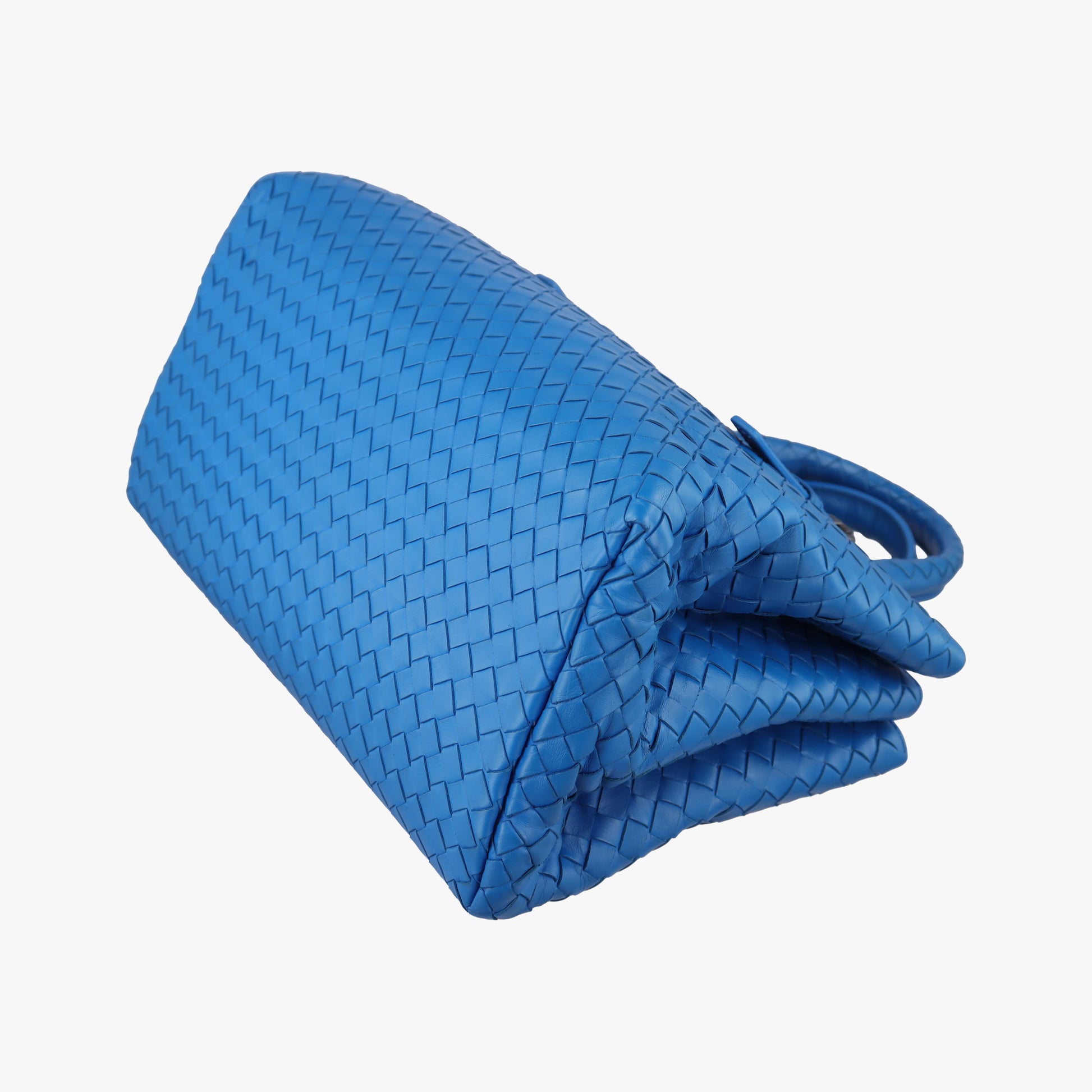 Roma Intrecciato Blue lambskin B02133734Tローマ イントレチャート ブルー ラムスキン B02133734T
