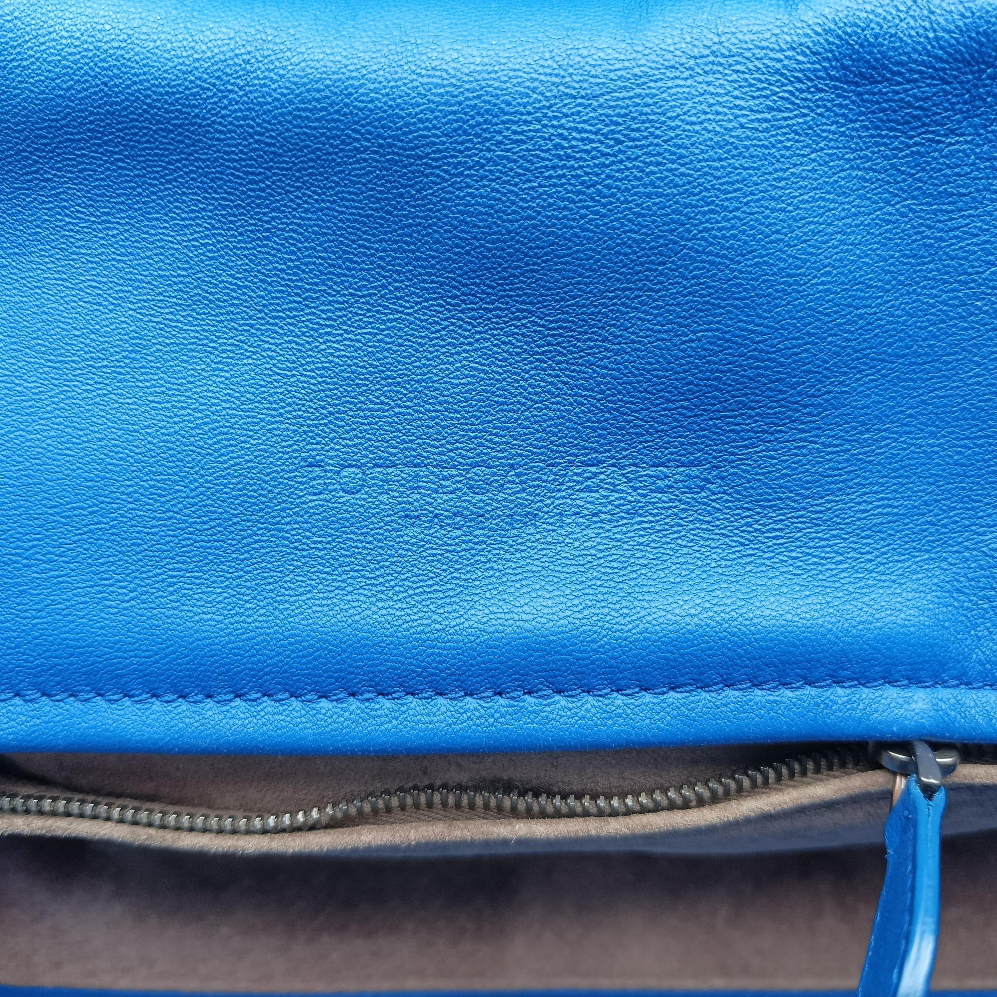 Intrecciato Blue lambskin B04978868Jイントレチャート ブルー ラムスキン B04978868J