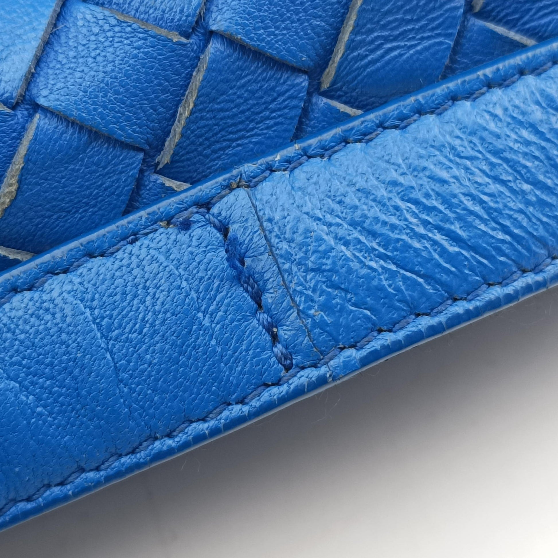 Intrecciato Blue lambskin B04978868Jイントレチャート ブルー ラムスキン B04978868J