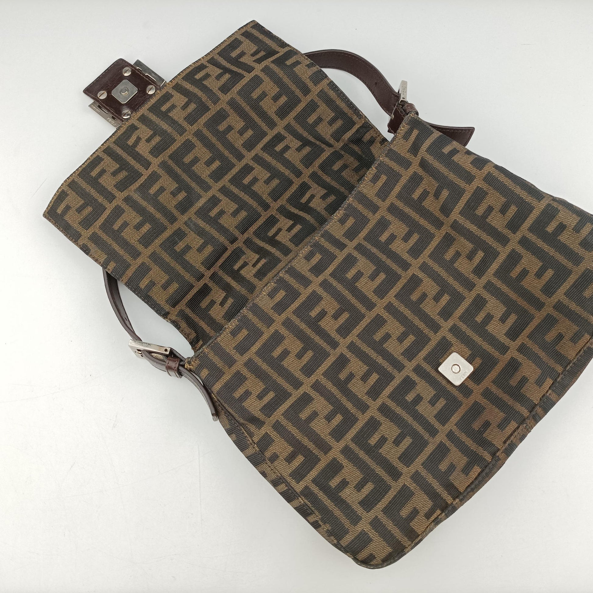 Baguette Zucchino Brown canvas 377526 Lot number unknownバゲット ズッキーニ ブラウン キャンバス 377526 製番不明