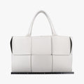 The Arcotote White lambskin B08714091Zザ アルコトート ホワイト ラムスキン B08714091Z