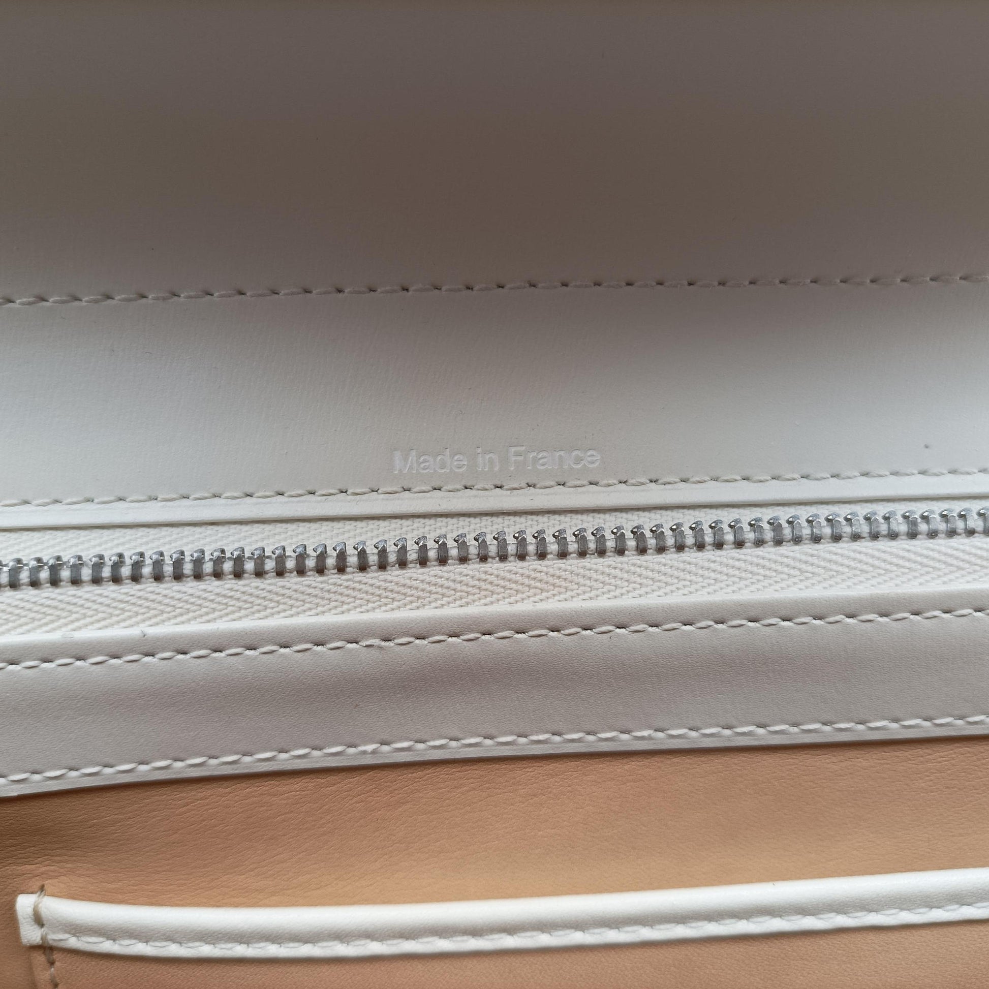 Brillon MM
 White Leather FO5Aブリヨン MM ホワイト レザー FO5A